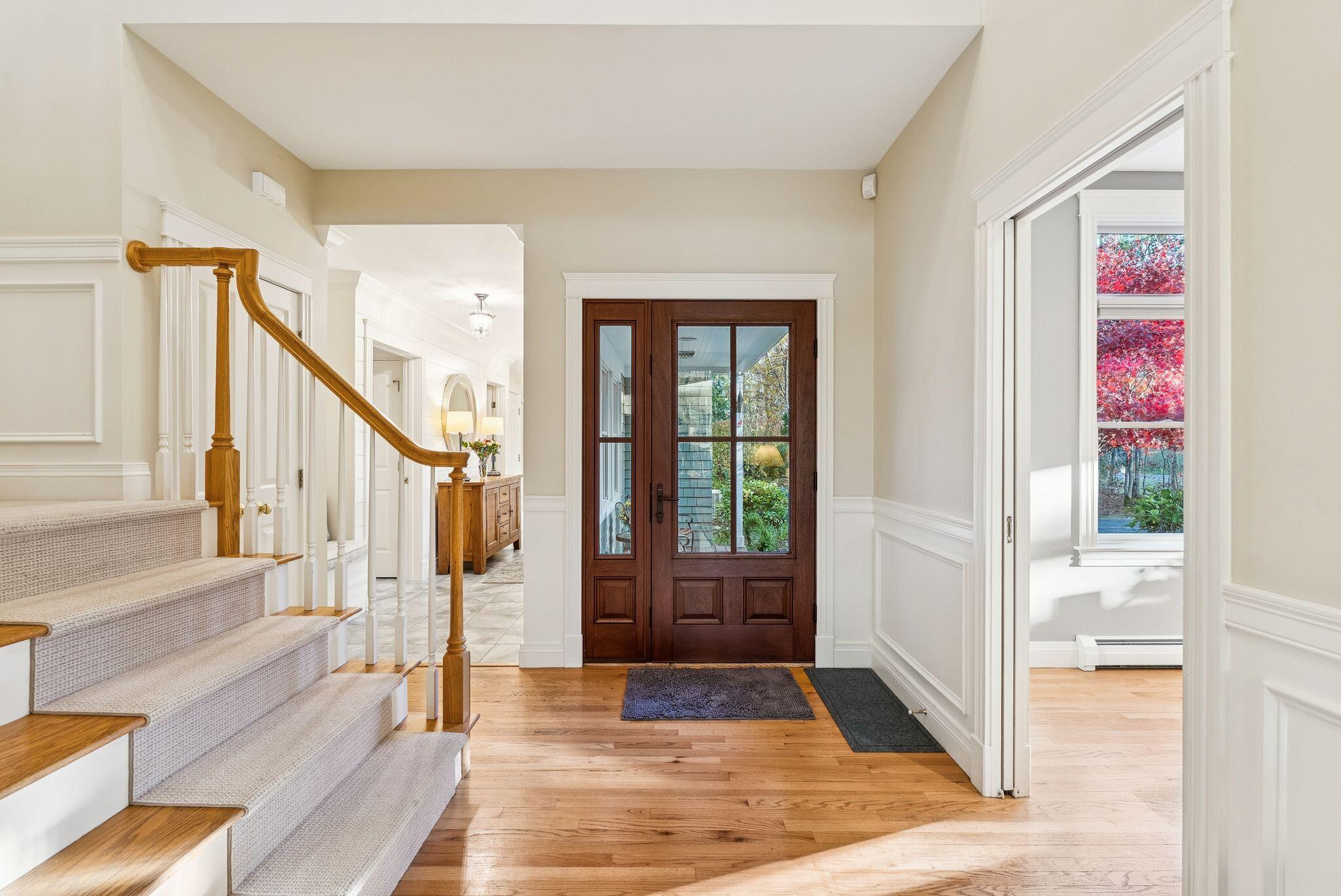 Falmouth, Maine, 04105, United States, 5 Bedrooms Bedrooms, ,4 BathroomsBathrooms,Residential,Active,2002327