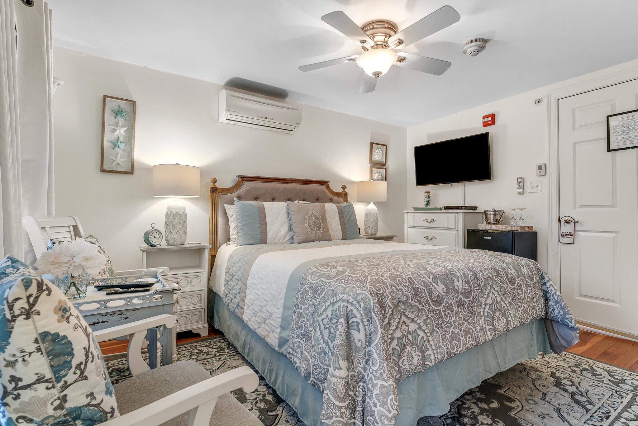 Wells, Maine, 04090, United States, 7 Bedrooms Bedrooms, ,8 BathroomsBathrooms,Residential,Active,2006791