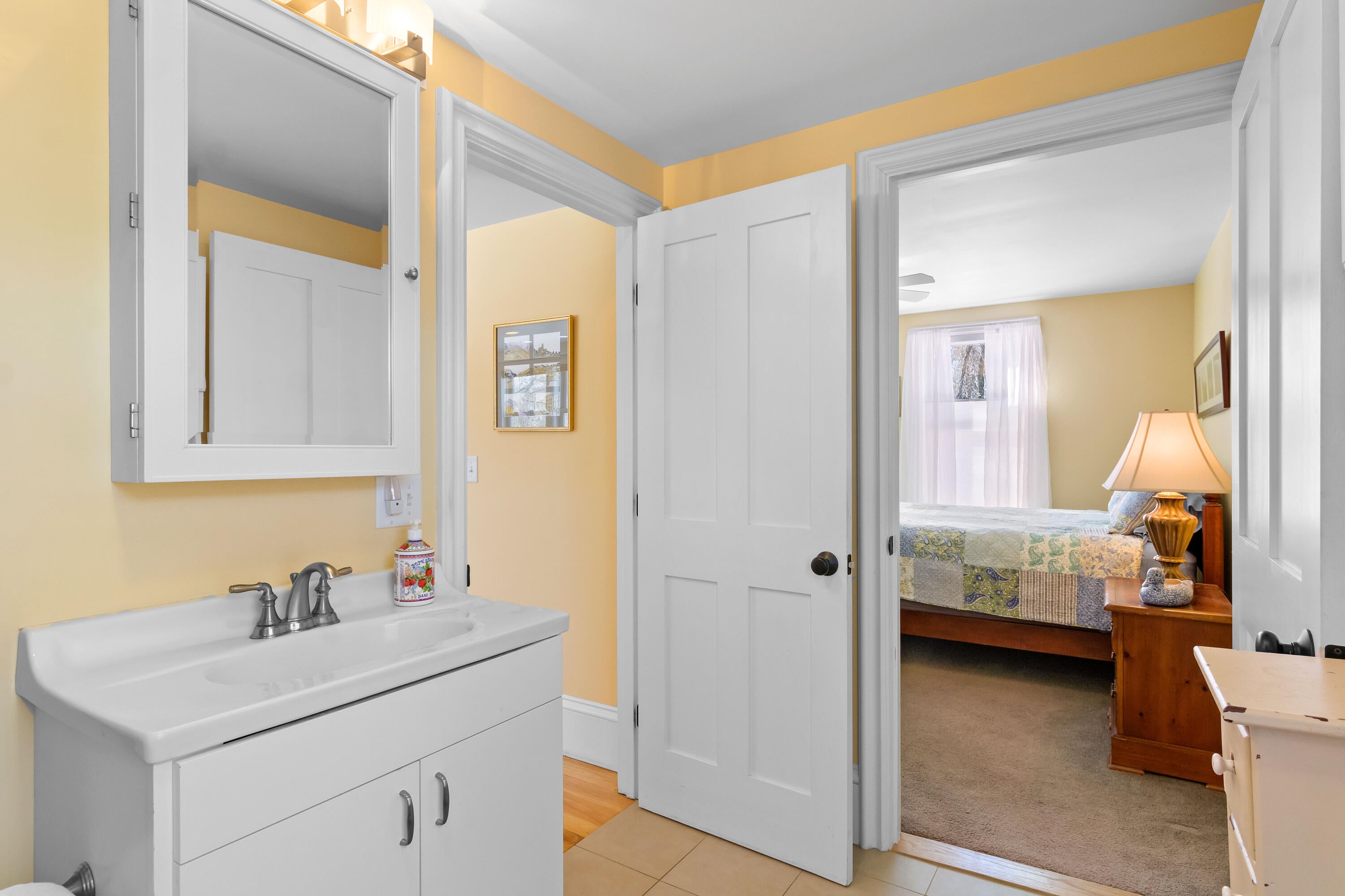 Waldoboro, Maine, 04572, United States, 4 Bedrooms Bedrooms, ,3 BathroomsBathrooms,Residential,Active,2007941