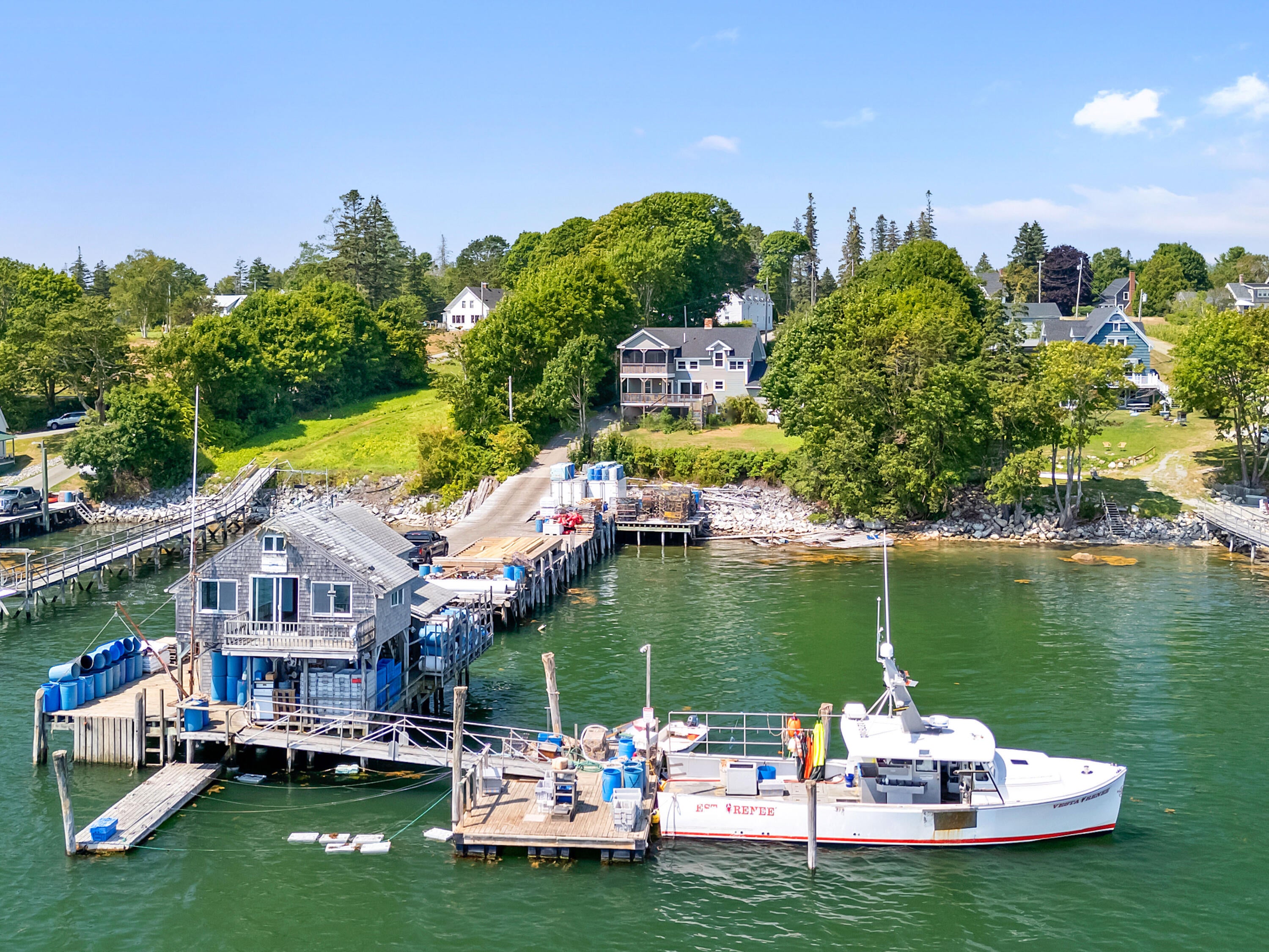 Friendship, Maine, 04547, United States, 3 Bedrooms Bedrooms, ,2 BathroomsBathrooms,Residential,Active,1922319