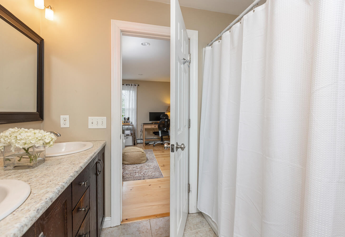 Scarborough, Maine, 04074, United States, 3 Bedrooms Bedrooms, ,3 BathroomsBathrooms,Residential,Active,1781586