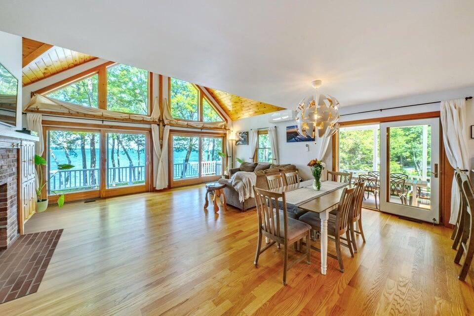Belfast, Maine, 04915, United States, 4 Bedrooms Bedrooms, ,4 BathroomsBathrooms,Residential,Active,1876879