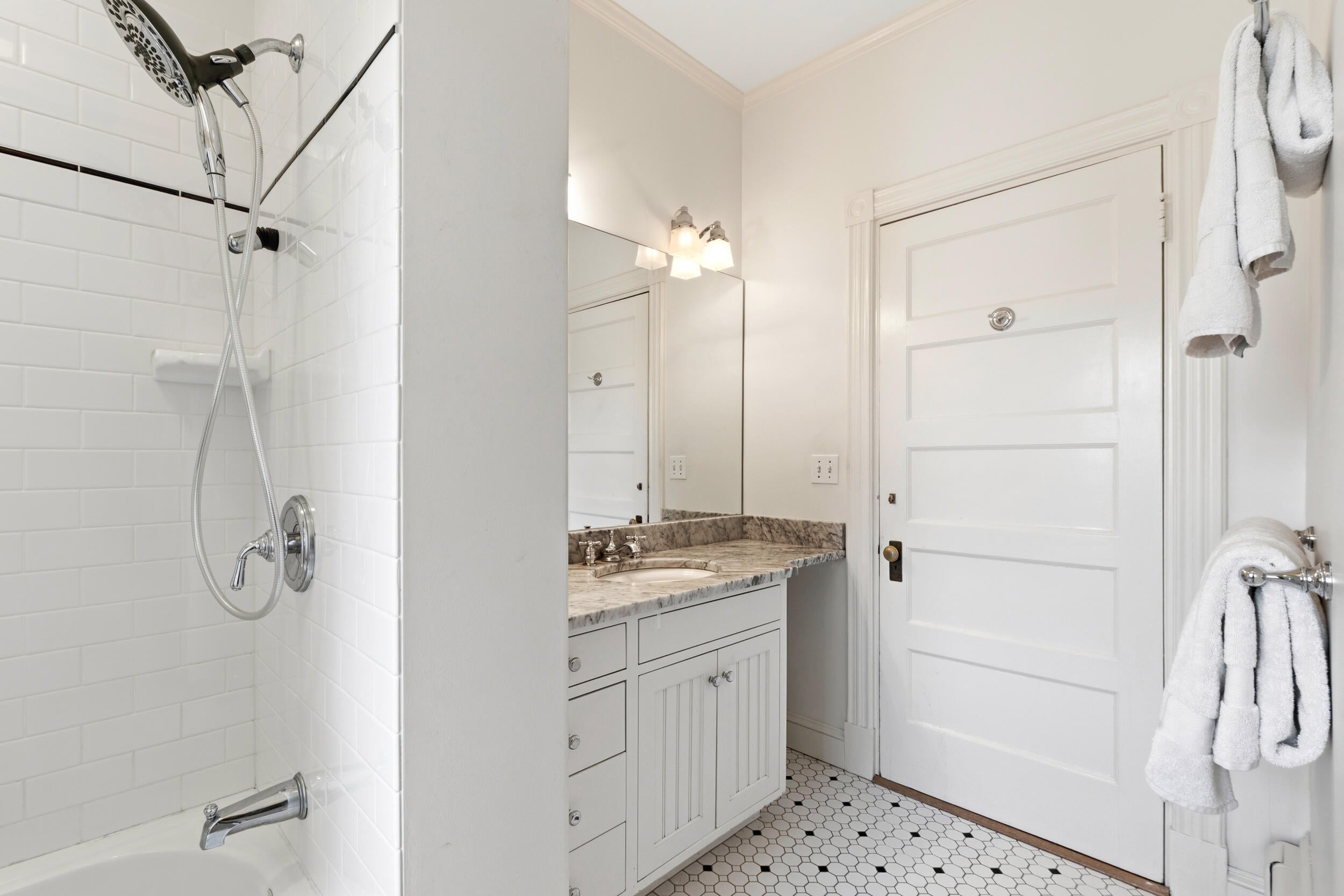 Portland, Maine, 04103, United States, 4 Bedrooms Bedrooms, ,3 BathroomsBathrooms,Residential,Active,2040217