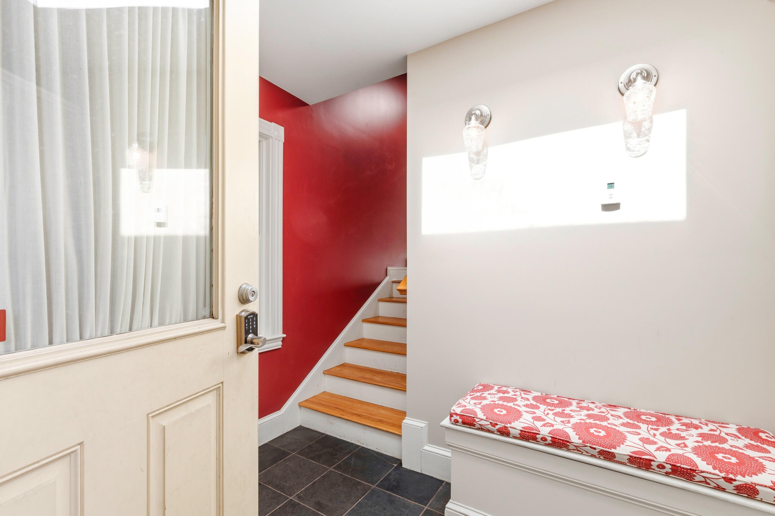 Portland, Maine, 04103, United States, 4 Bedrooms Bedrooms, ,3 BathroomsBathrooms,Residential,Active,2040217