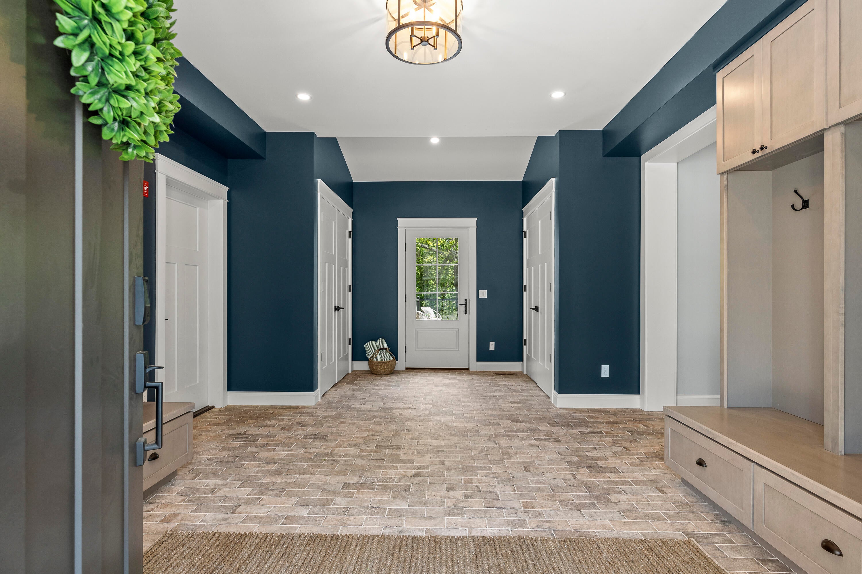 Falmouth, Maine, 04105, United States, 5 Bedrooms Bedrooms, ,6 BathroomsBathrooms,Residential,Active,2028555