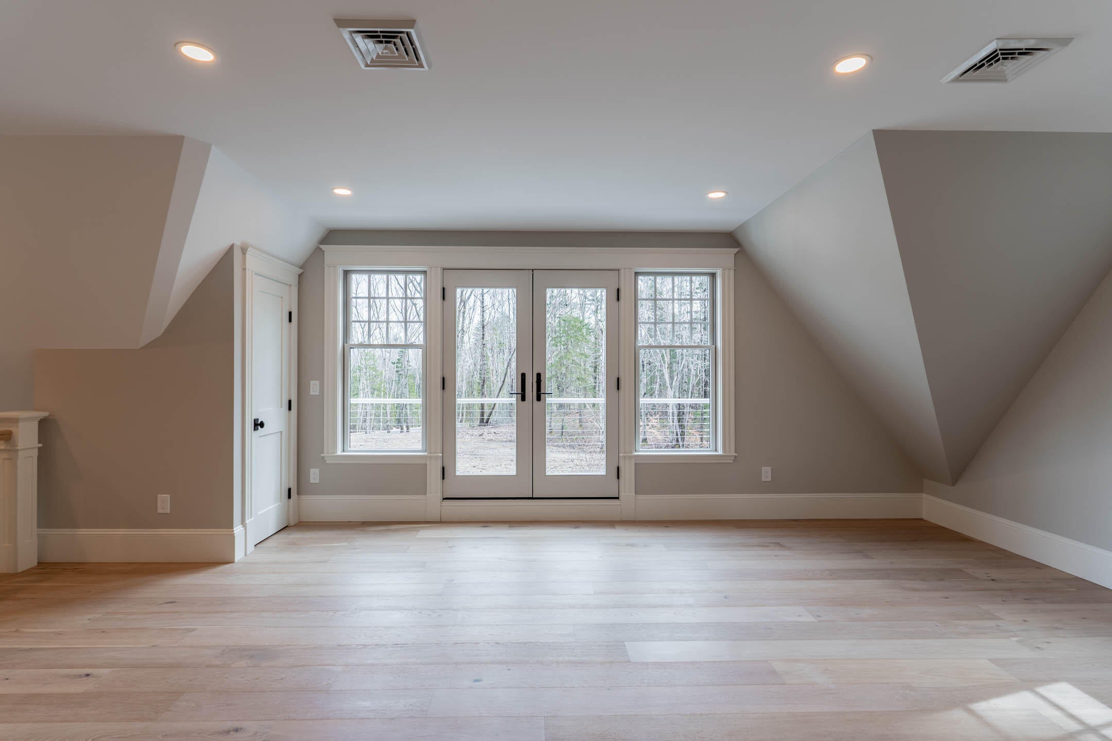 Kennebunkport, Maine, 04046, United States, 5 Bedrooms Bedrooms, ,7 BathroomsBathrooms,Residential,Active,1971002