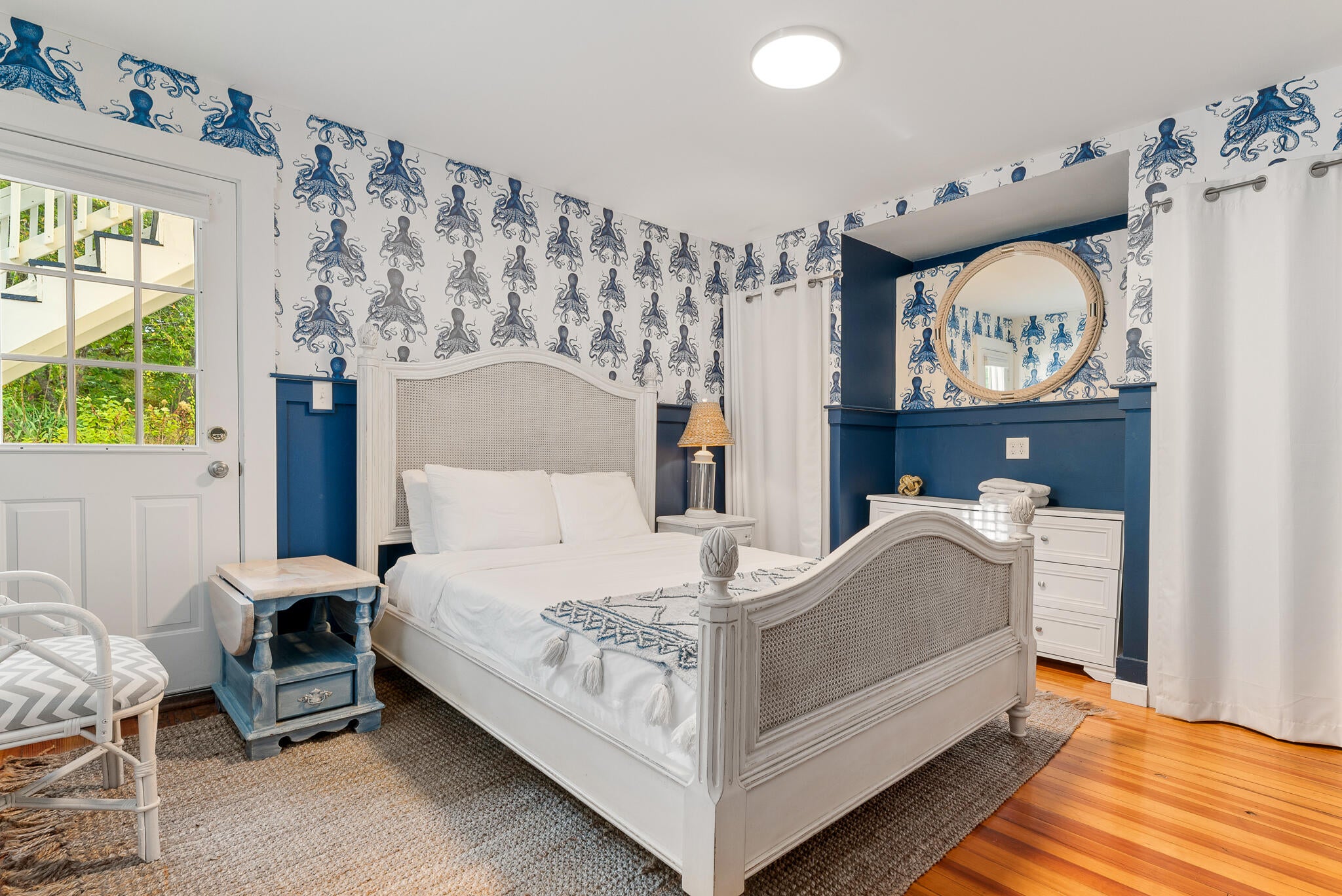 Ogunquit, Maine, 03907, United States, 7 Bedrooms Bedrooms, ,7 BathroomsBathrooms,Residential,Active,1942380