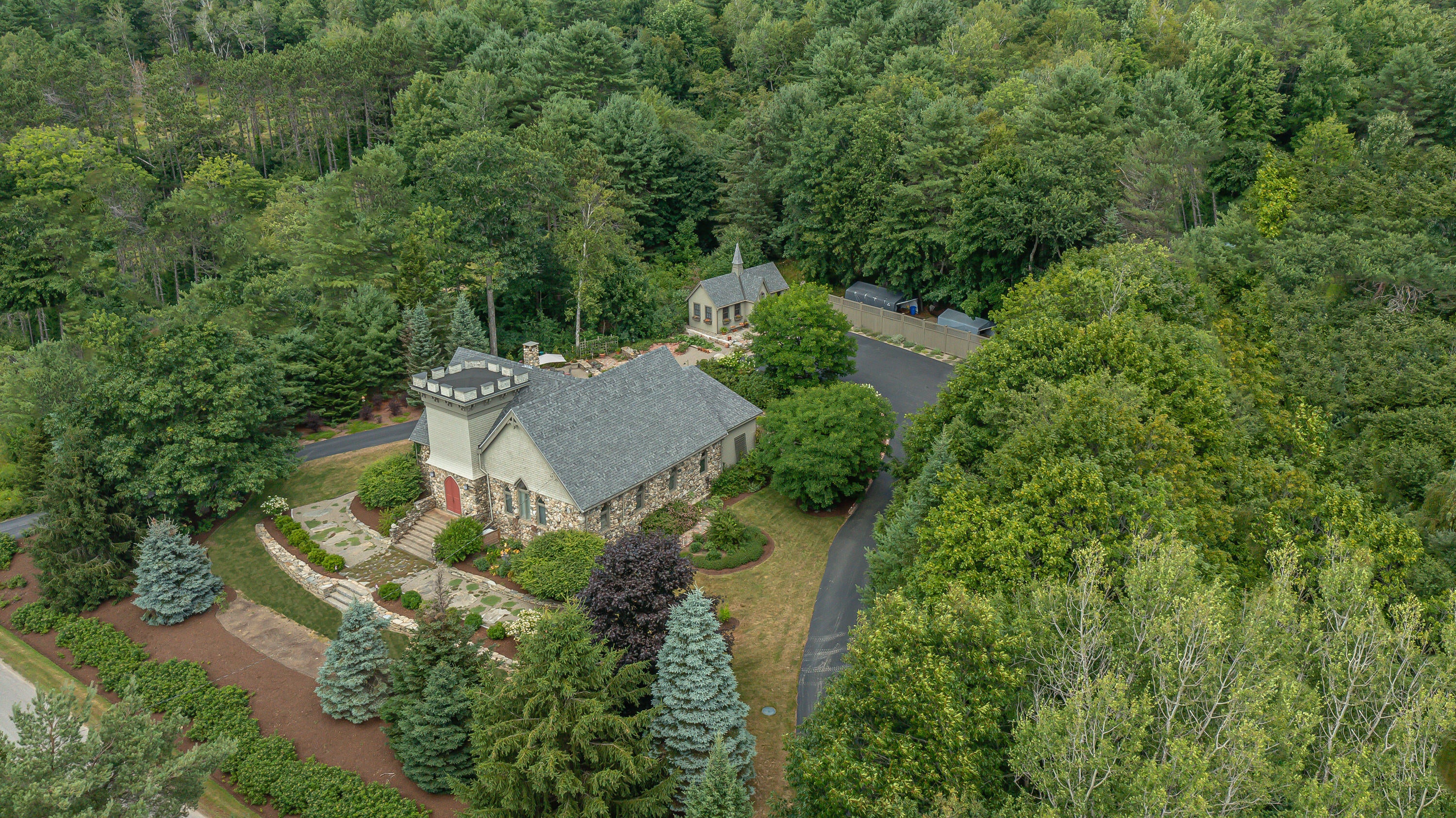 Belfast, Maine, 04915, United States, ,2 BathroomsBathrooms,Residential,Active,1762819