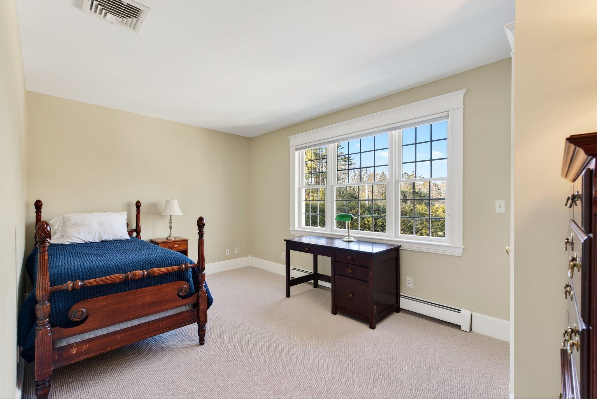 Falmouth, Maine, 04105, United States, 5 Bedrooms Bedrooms, ,7 BathroomsBathrooms,Residential,Active,2013455