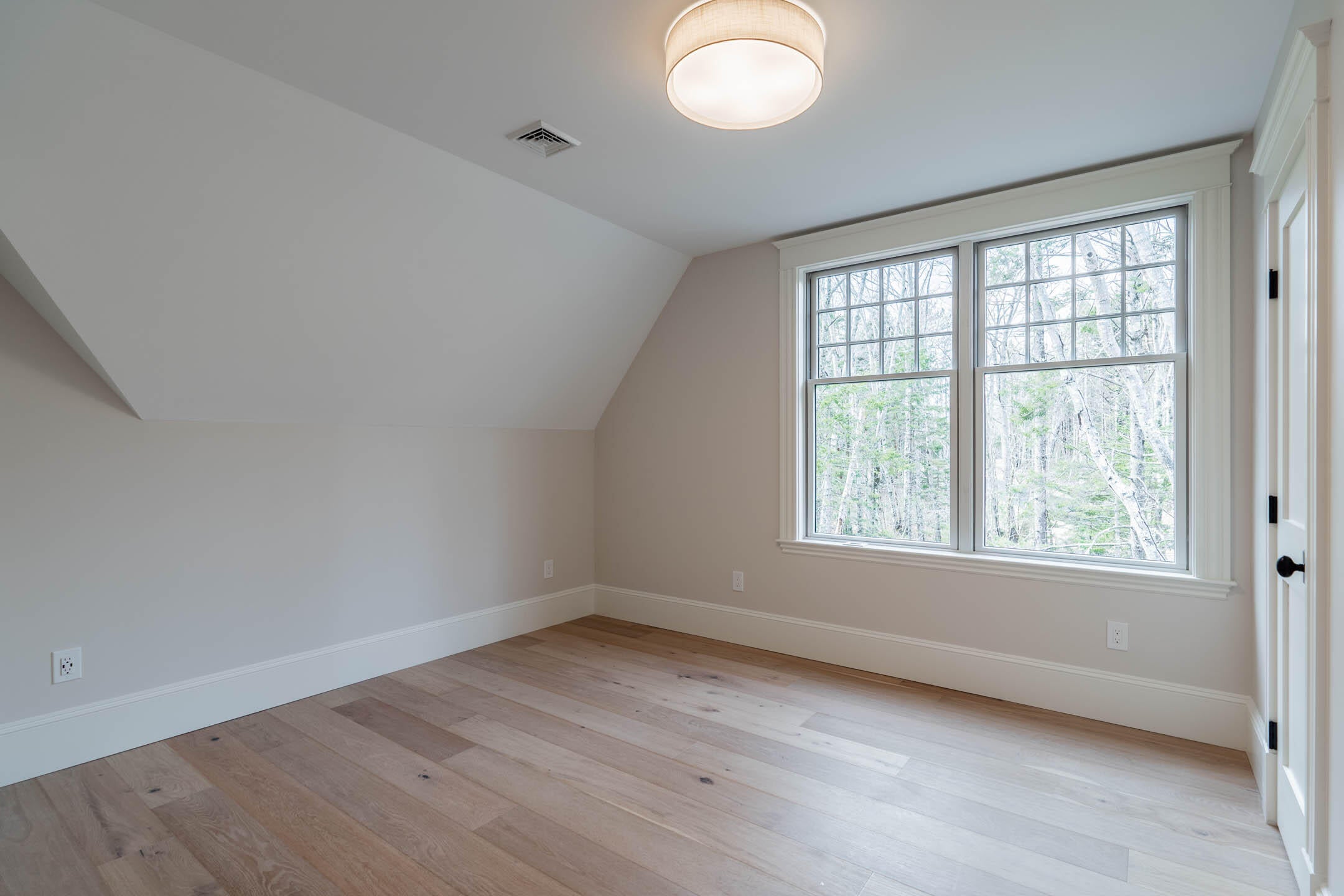 Kennebunkport, Maine, 04046, United States, 5 Bedrooms Bedrooms, ,7 BathroomsBathrooms,Residential,Active,1780326