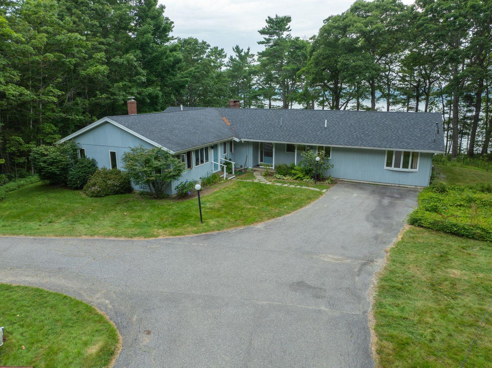 Brunswick, Maine, 04011, United States, 4 Bedrooms Bedrooms, ,3 BathroomsBathrooms,Residential,Active,1900497