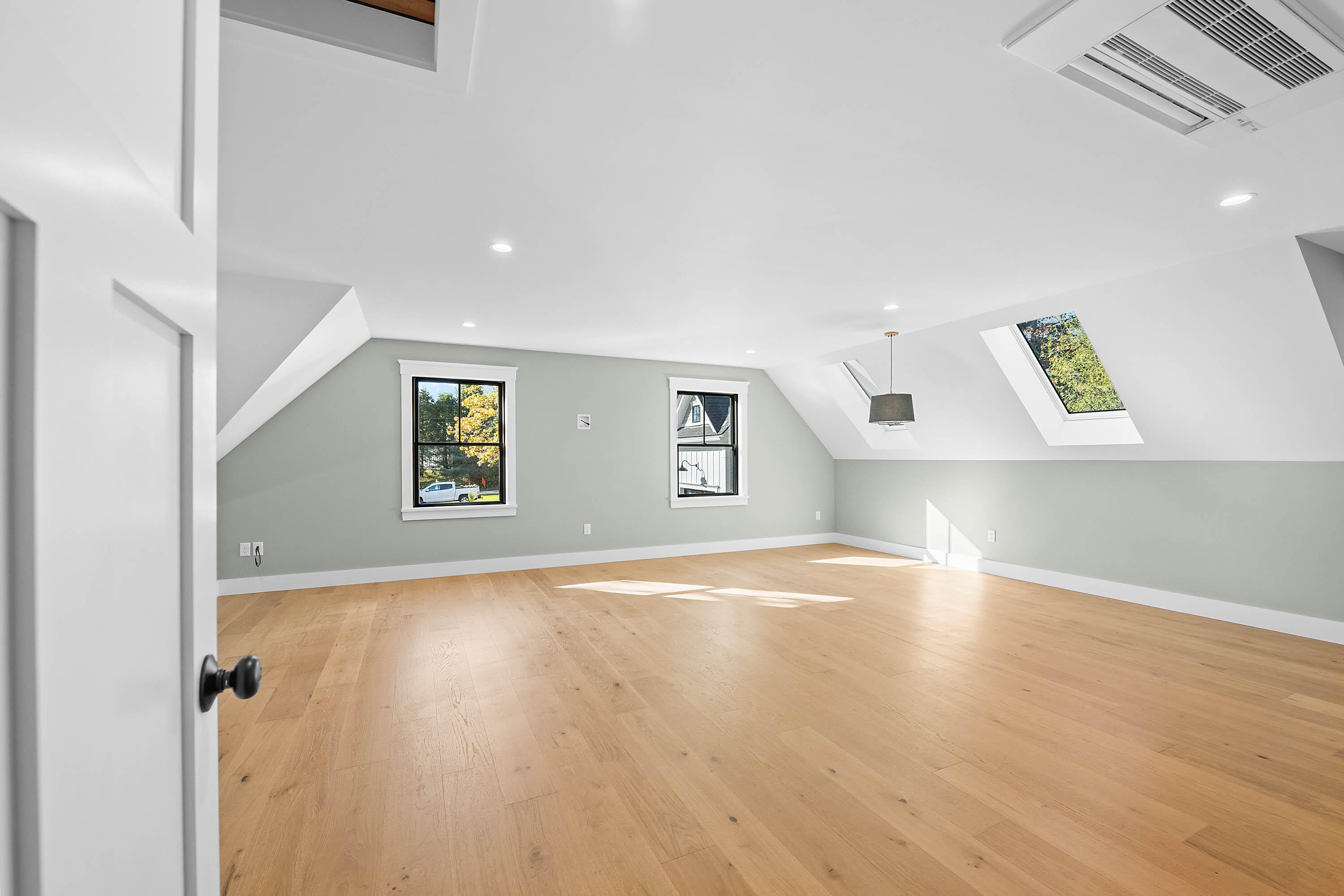 Kennebunkport, Maine, 04046, United States, 4 Bedrooms Bedrooms, ,4 BathroomsBathrooms,Residential,Active,1968434