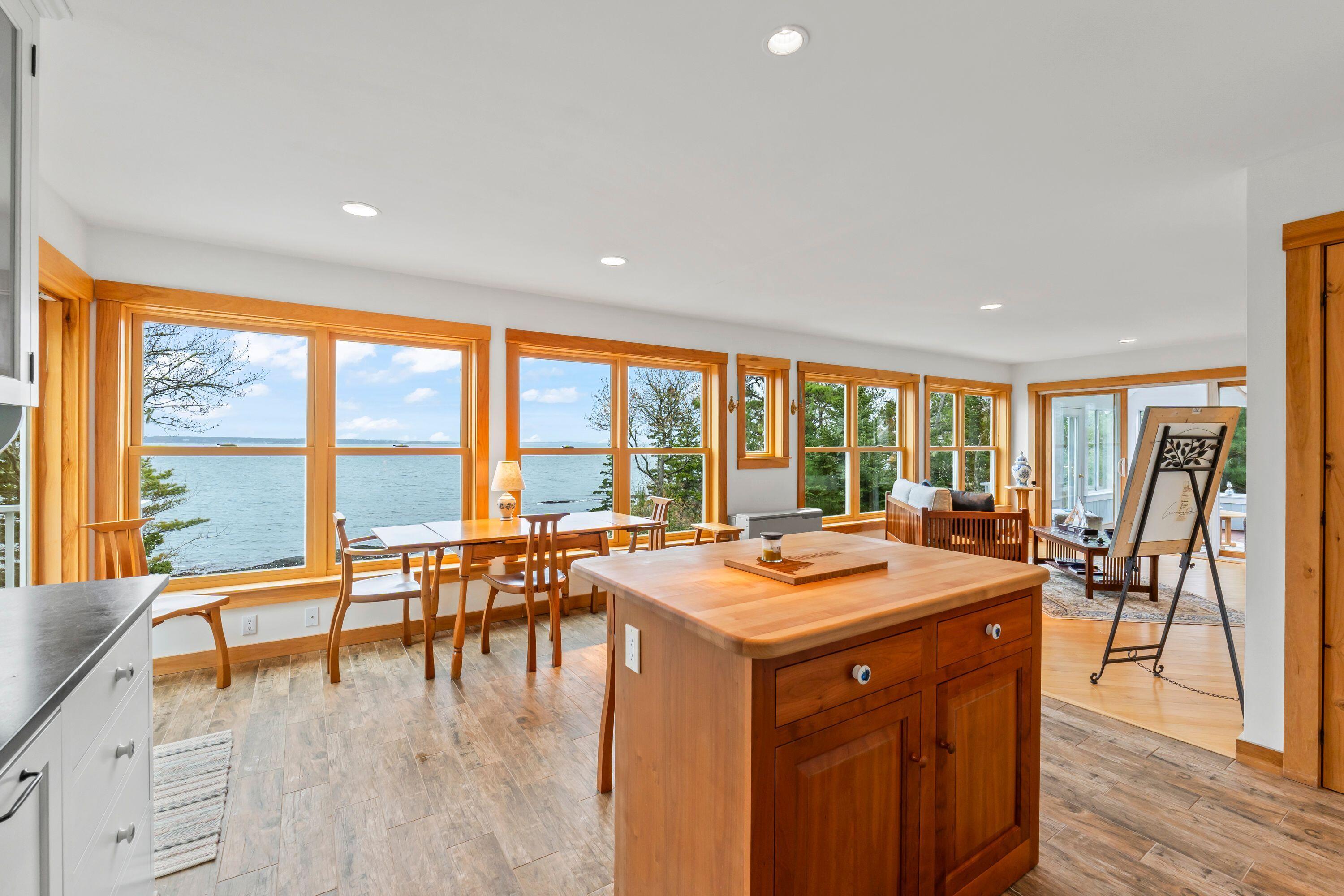 Georgetown, Maine, 04548, United States, 2 Bedrooms Bedrooms, ,3 BathroomsBathrooms,Residential,Active,1798245