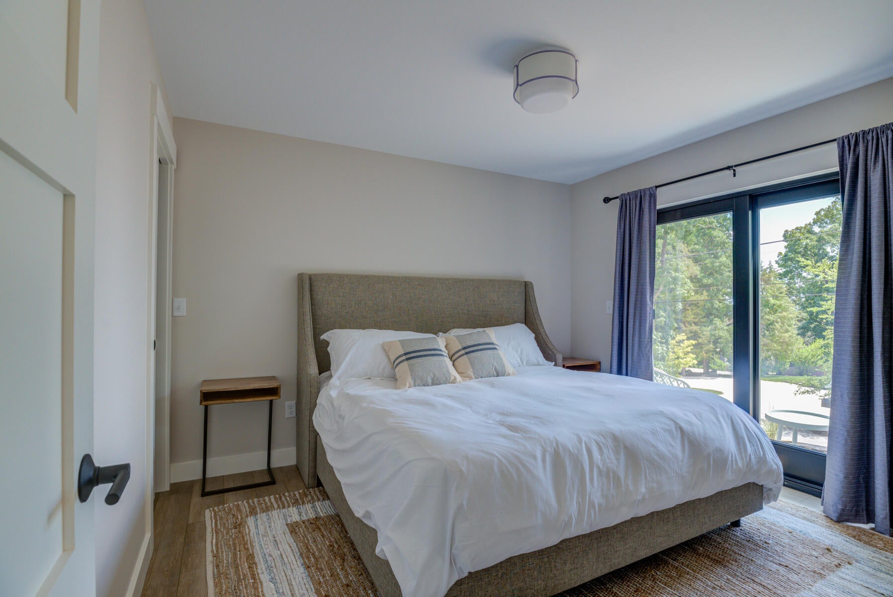 Ogunquit, Maine, 03907, United States, 3 Bedrooms Bedrooms, ,2 BathroomsBathrooms,Residential,Active,1951829