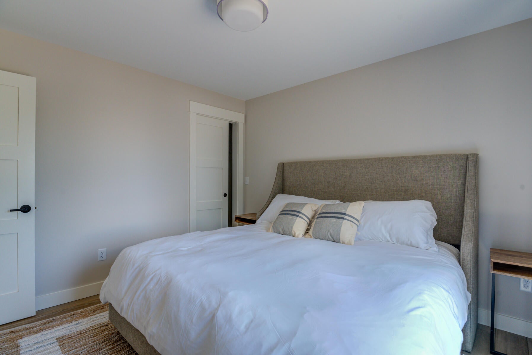 Ogunquit, Maine, 03907, United States, 3 Bedrooms Bedrooms, ,2 BathroomsBathrooms,Residential,Active,1951829