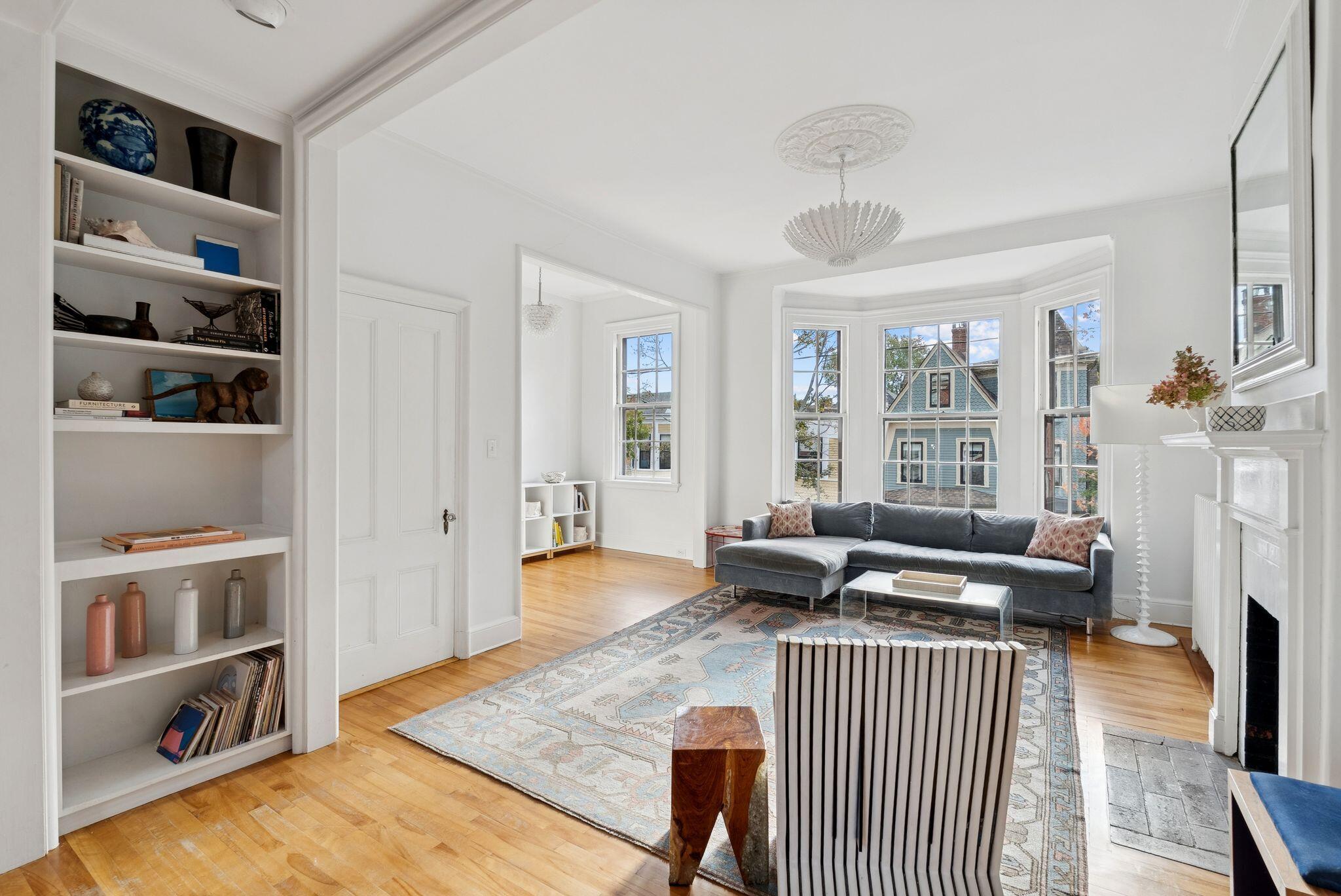 Portland, Maine, 04102, United States, 4 Bedrooms Bedrooms, ,3 BathroomsBathrooms,Residential,Active,1965802