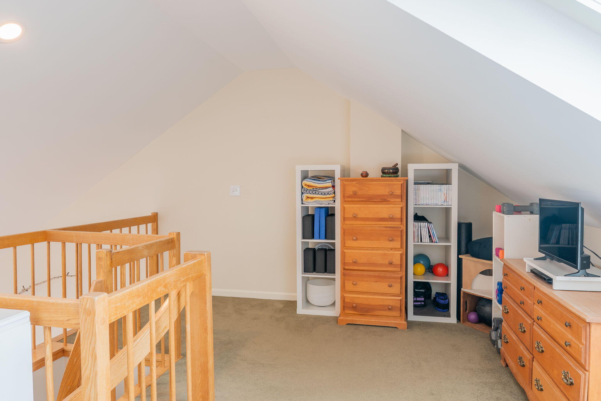 Portland, Maine, 04101, United States, 2 Bedrooms Bedrooms, ,3 BathroomsBathrooms,Residential,Active,1823987