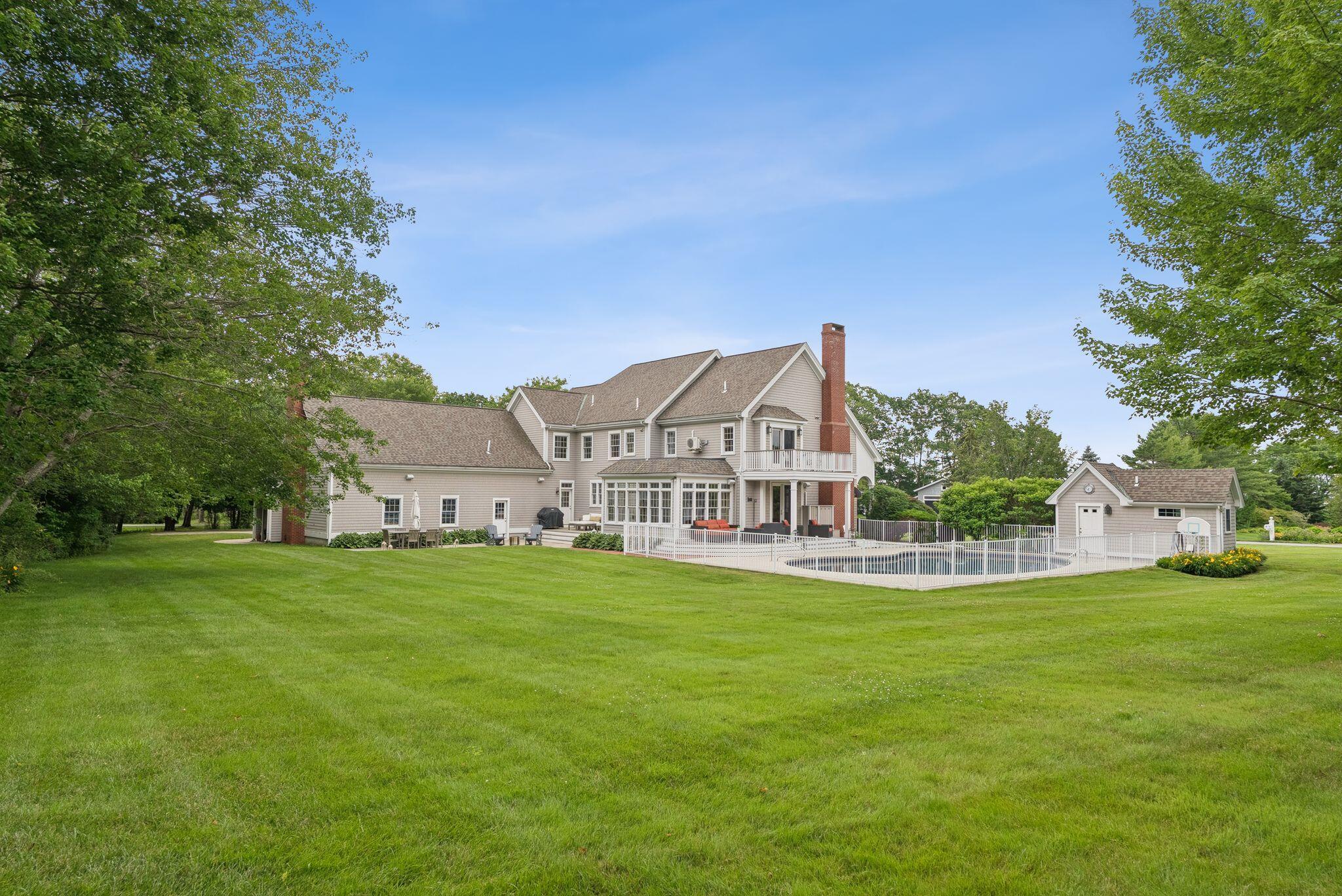Cumberland, Maine, 04110, United States, 4 Bedrooms Bedrooms, ,5 BathroomsBathrooms,Residential,Active,1886783