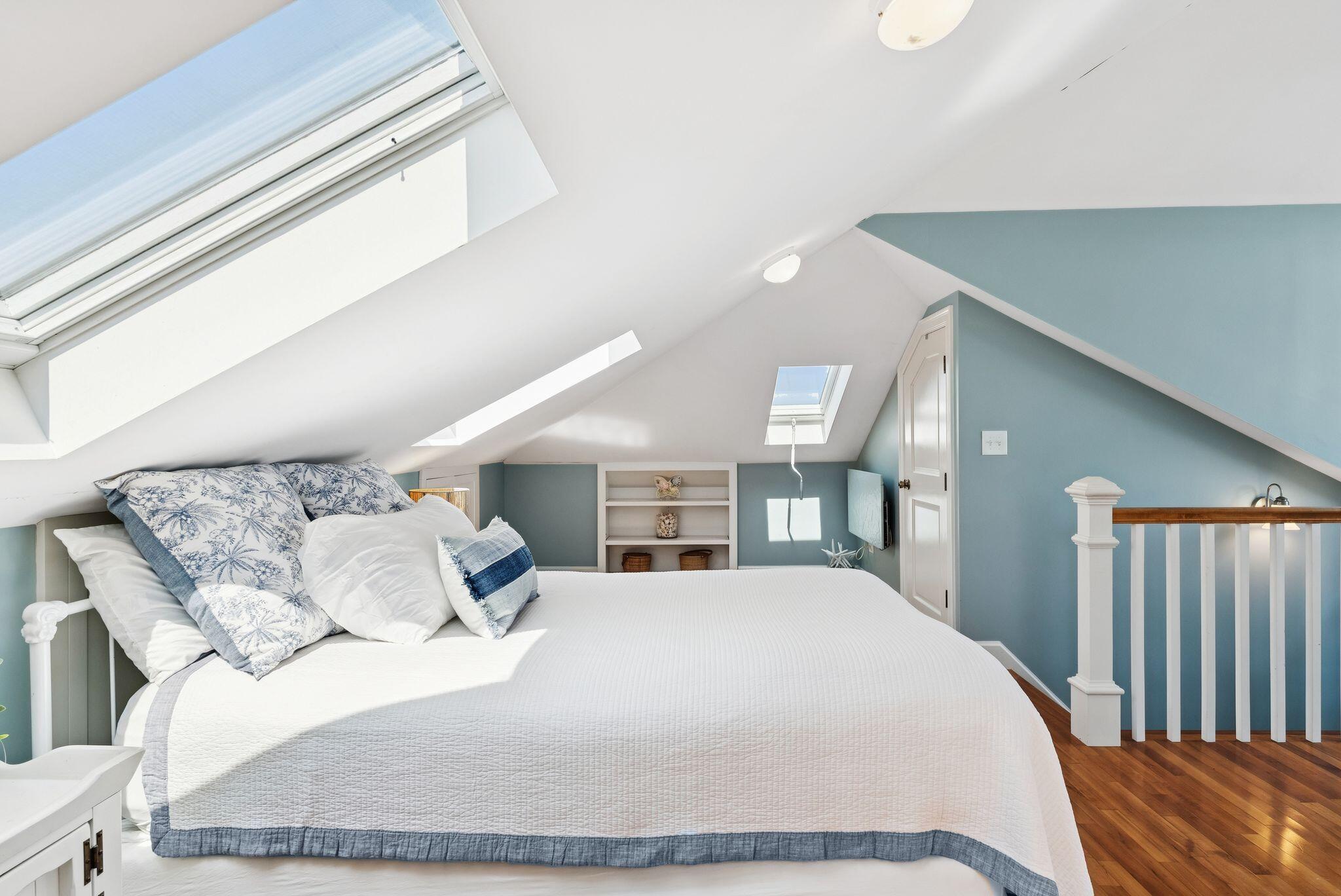 Biddeford, Maine, 04005, United States, 5 Bedrooms Bedrooms, ,2 BathroomsBathrooms,Residential,Active,1903206