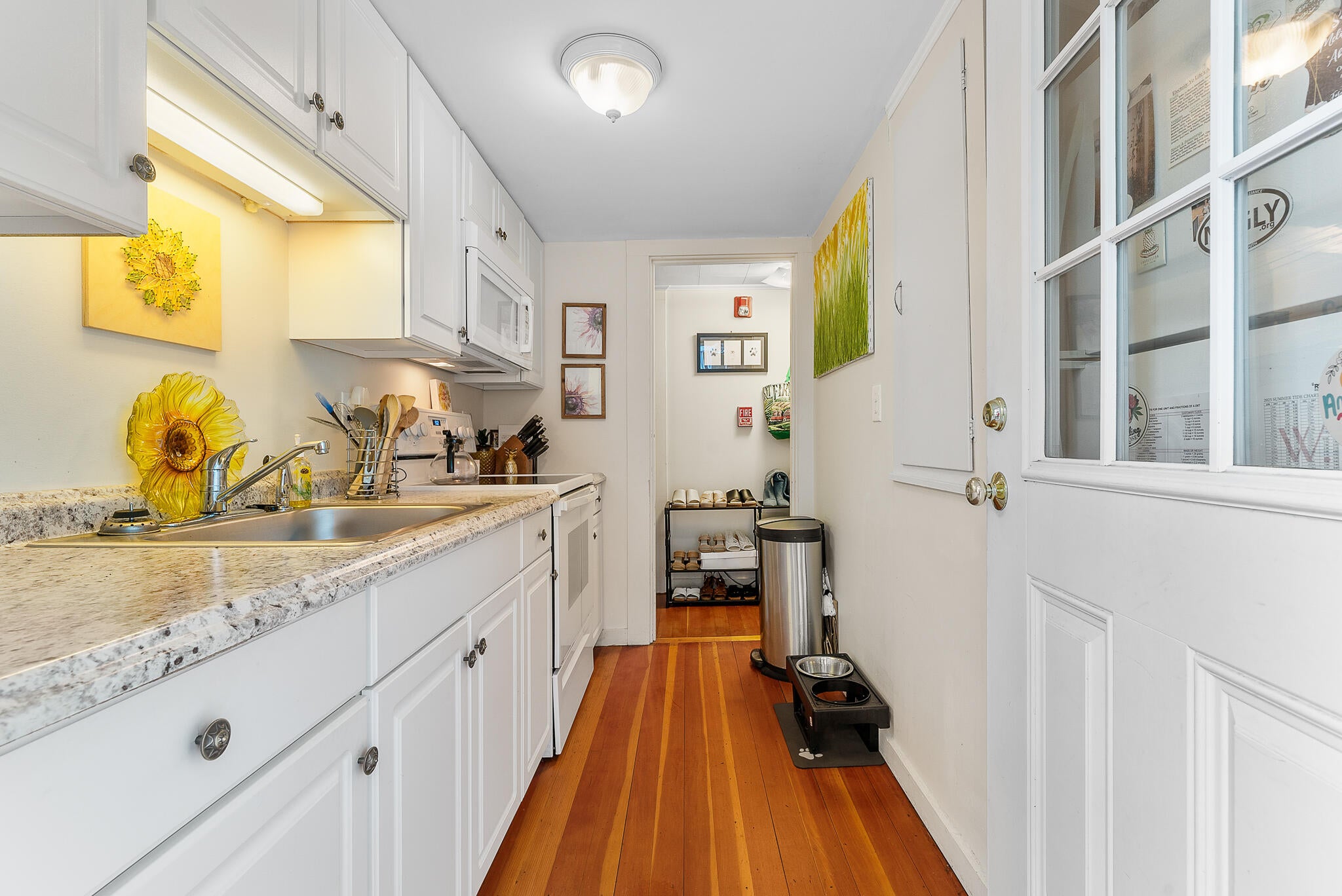 Ogunquit, Maine, 03907, United States, 1 Bedroom Bedrooms, ,2 BathroomsBathrooms,Residential,Active,1933864