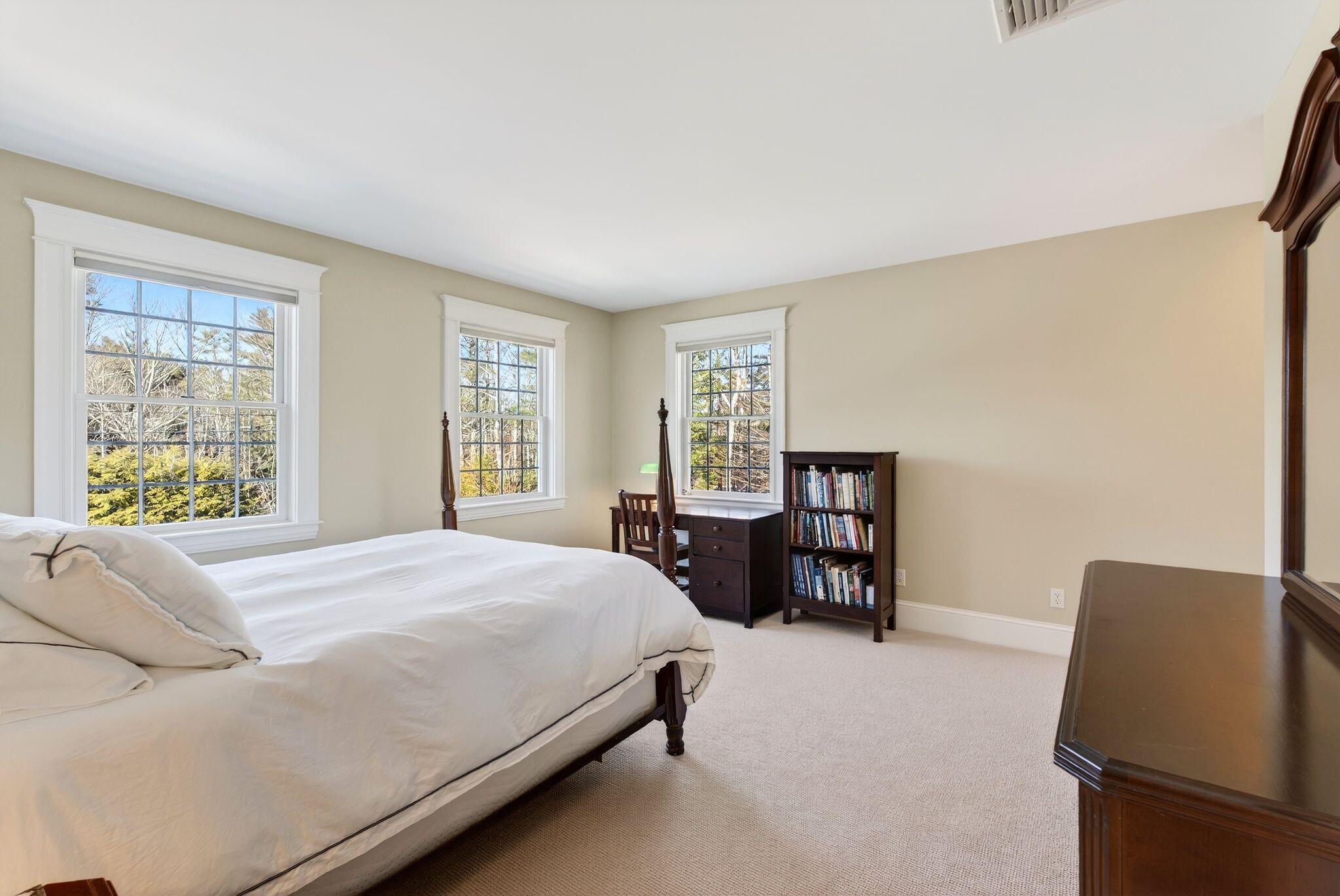 Falmouth, Maine, 04105, United States, 5 Bedrooms Bedrooms, ,7 BathroomsBathrooms,Residential,Active,2013455