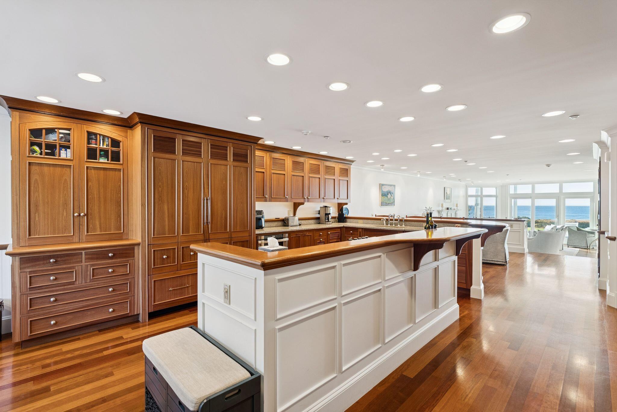 Scarborough, Maine, 04074, United States, 2 Bedrooms Bedrooms, ,3 BathroomsBathrooms,Residential,Active,1972151