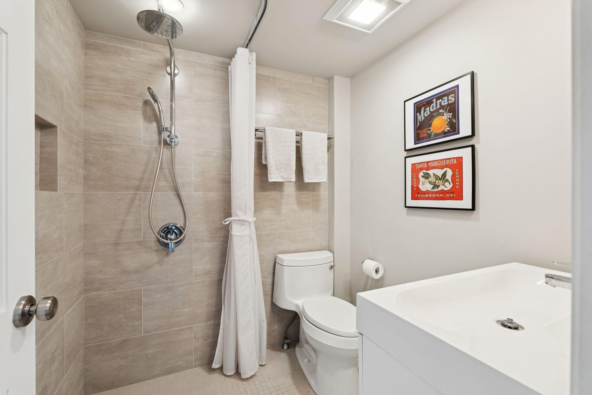 South Portland, Maine, 04106, United States, 2 Bedrooms Bedrooms, ,2 BathroomsBathrooms,Residential,Active,2013638