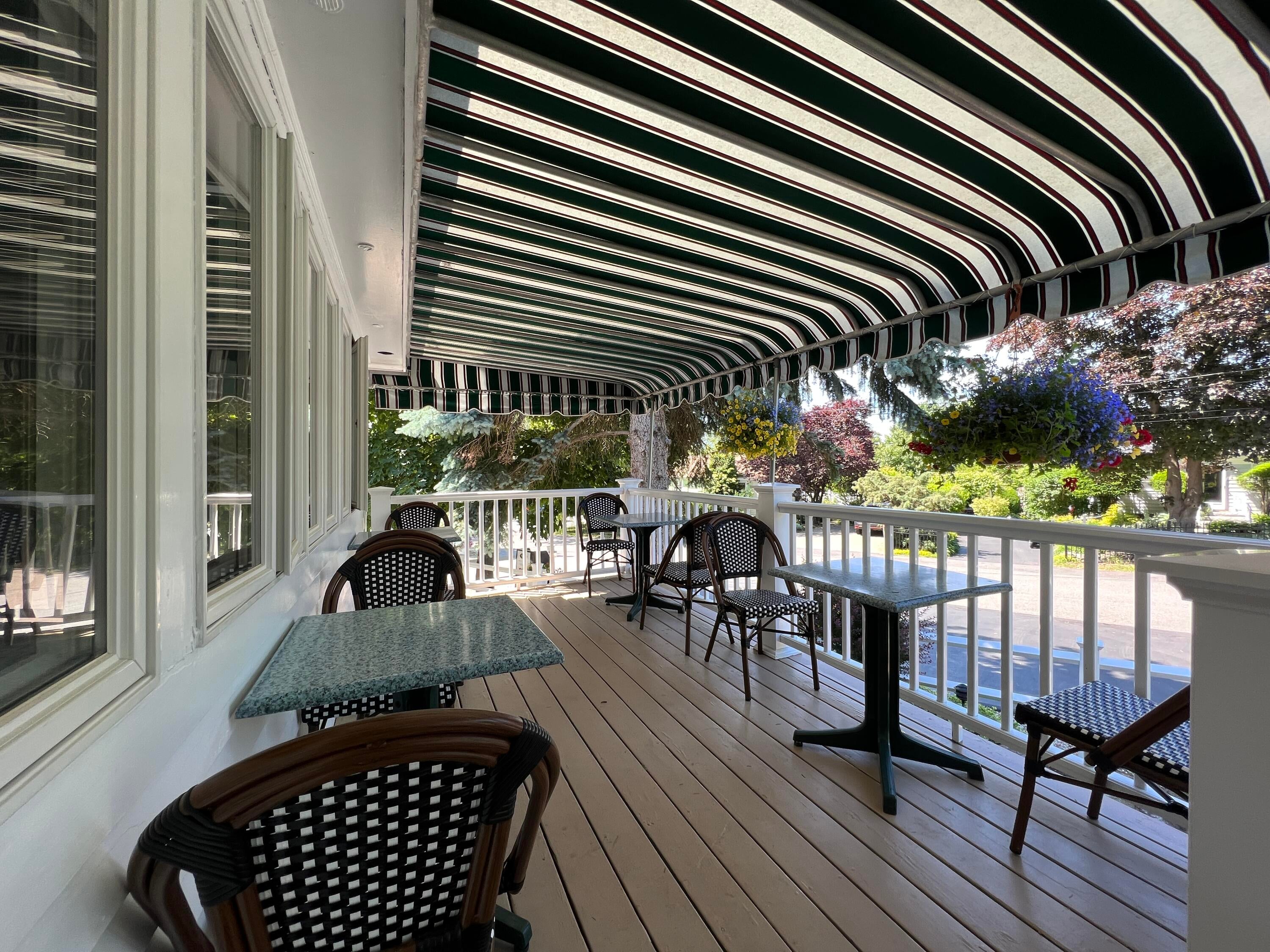 Ogunquit, Maine, 03907, United States, 2 Bedrooms Bedrooms, ,4 BathroomsBathrooms,Residential,Active,1839383