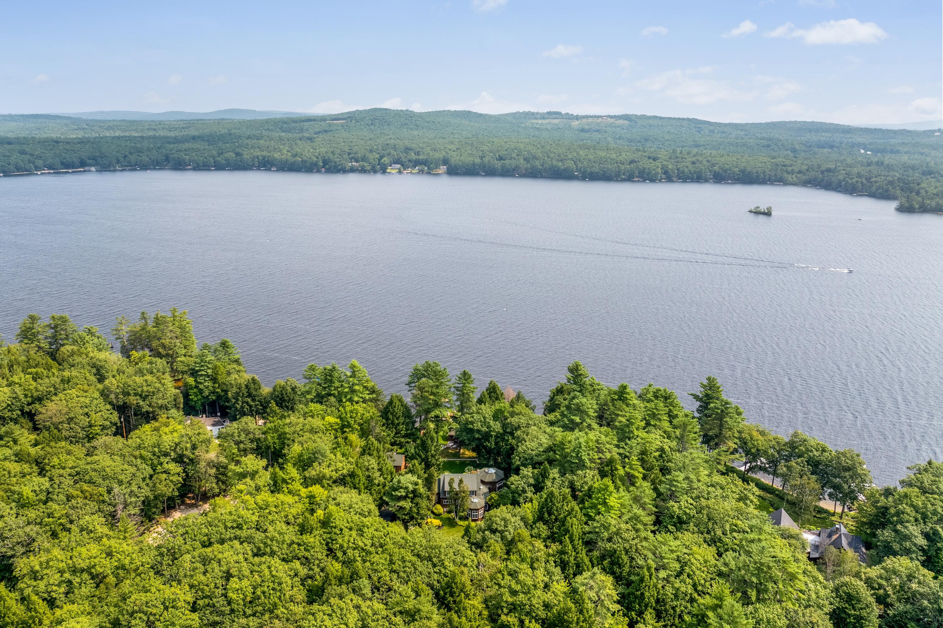 Naples, Maine, 04055, United States, 9 Bedrooms Bedrooms, ,8 BathroomsBathrooms,Residential,Active,1905064