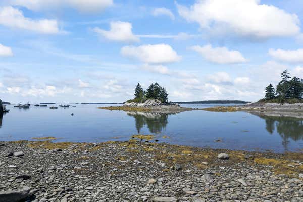 49 LOOKOUT POINT RD, HARPSWELL, ME 04079, photo 3 of 64