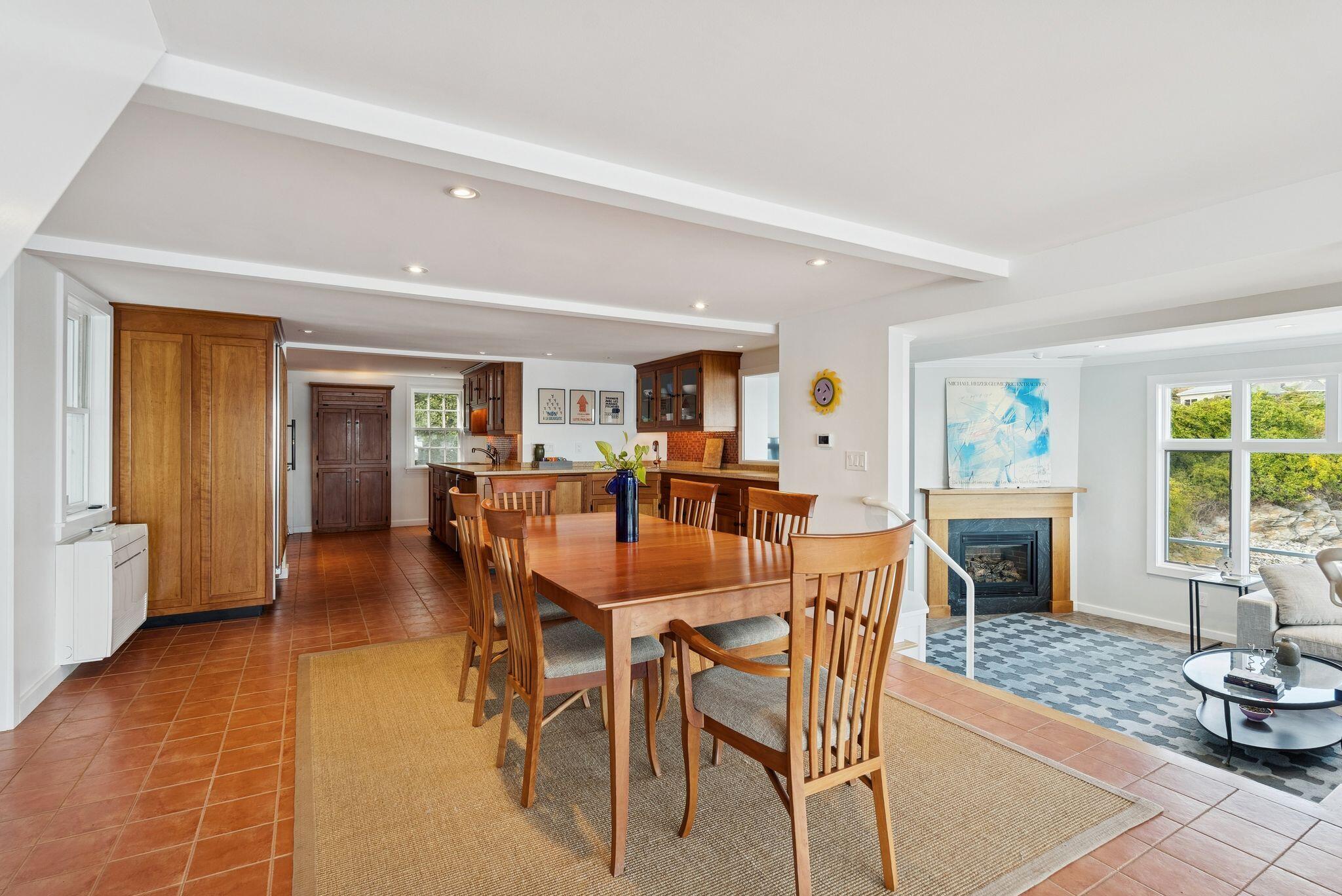 South Portland, Maine, 04106, United States, 2 Bedrooms Bedrooms, ,2 BathroomsBathrooms,Residential,Active,2013638