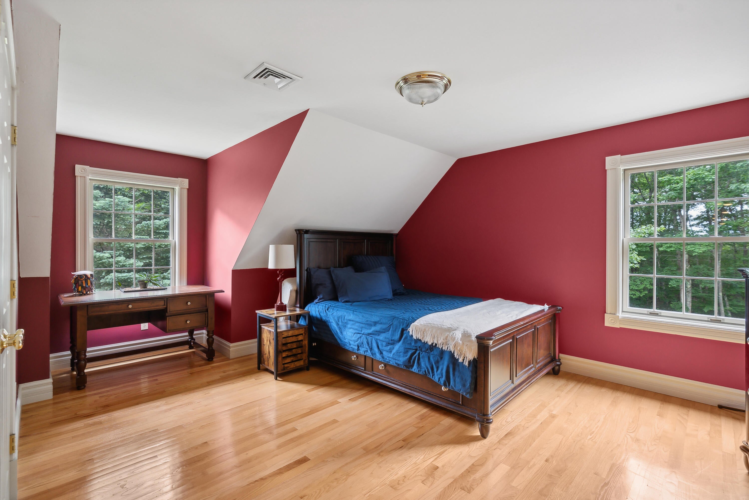 Saco, Maine, 04072, United States, 8 Bedrooms Bedrooms, ,9 BathroomsBathrooms,Residential,Active,1839757