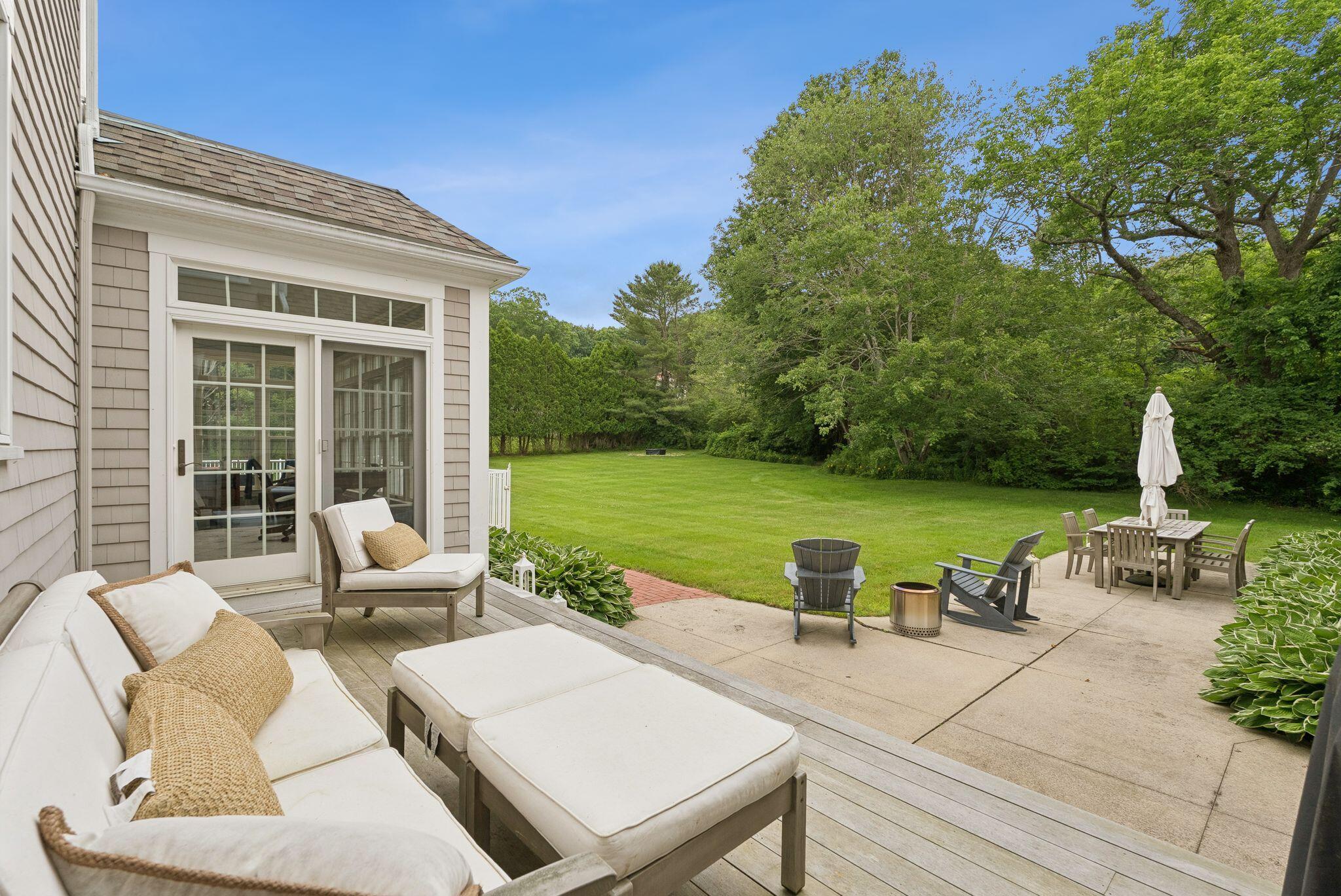 Cumberland, Maine, 04110, United States, 4 Bedrooms Bedrooms, ,5 BathroomsBathrooms,Residential,Active,1886783