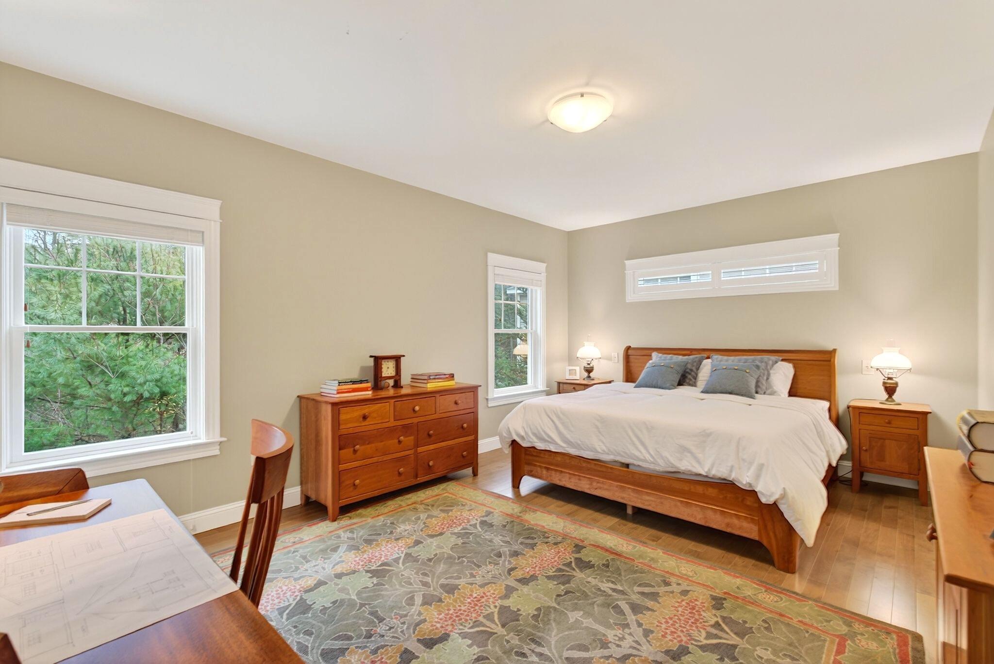 Falmouth, Maine, 04105, United States, 3 Bedrooms Bedrooms, ,4 BathroomsBathrooms,Residential,Active,1998574