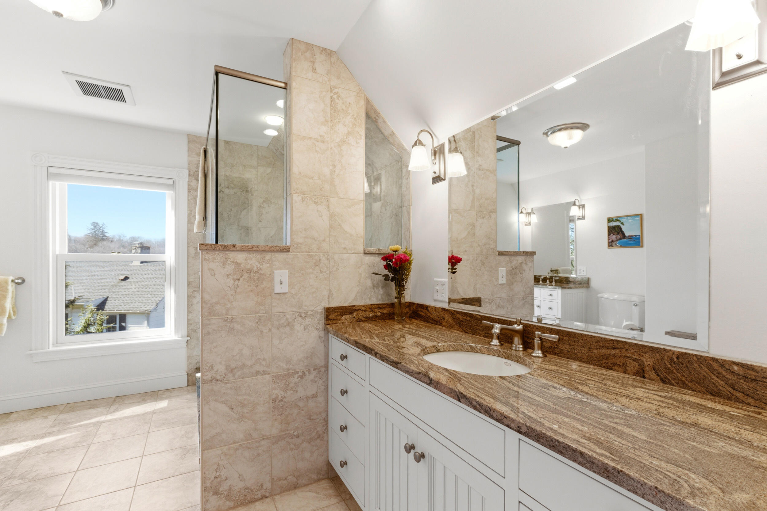 Portland, Maine, 04103, United States, 4 Bedrooms Bedrooms, ,3 BathroomsBathrooms,Residential,Active,2040217