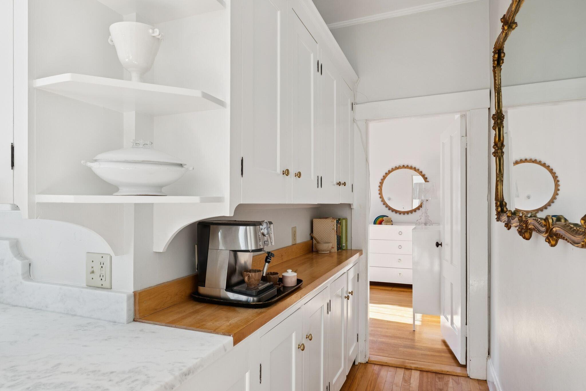 Portland, Maine, 04102, United States, 4 Bedrooms Bedrooms, ,3 BathroomsBathrooms,Residential,Active,1965802