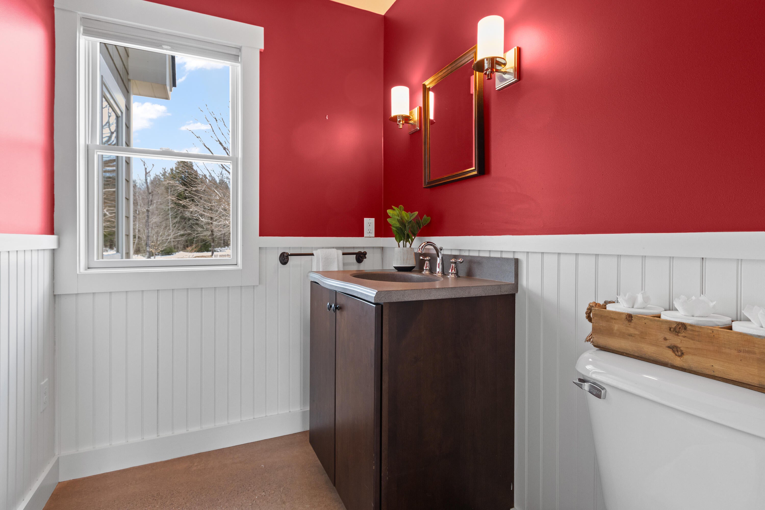 Monmouth, Maine, 04259, United States, ,3 BathroomsBathrooms,Residential,Active,1771427
