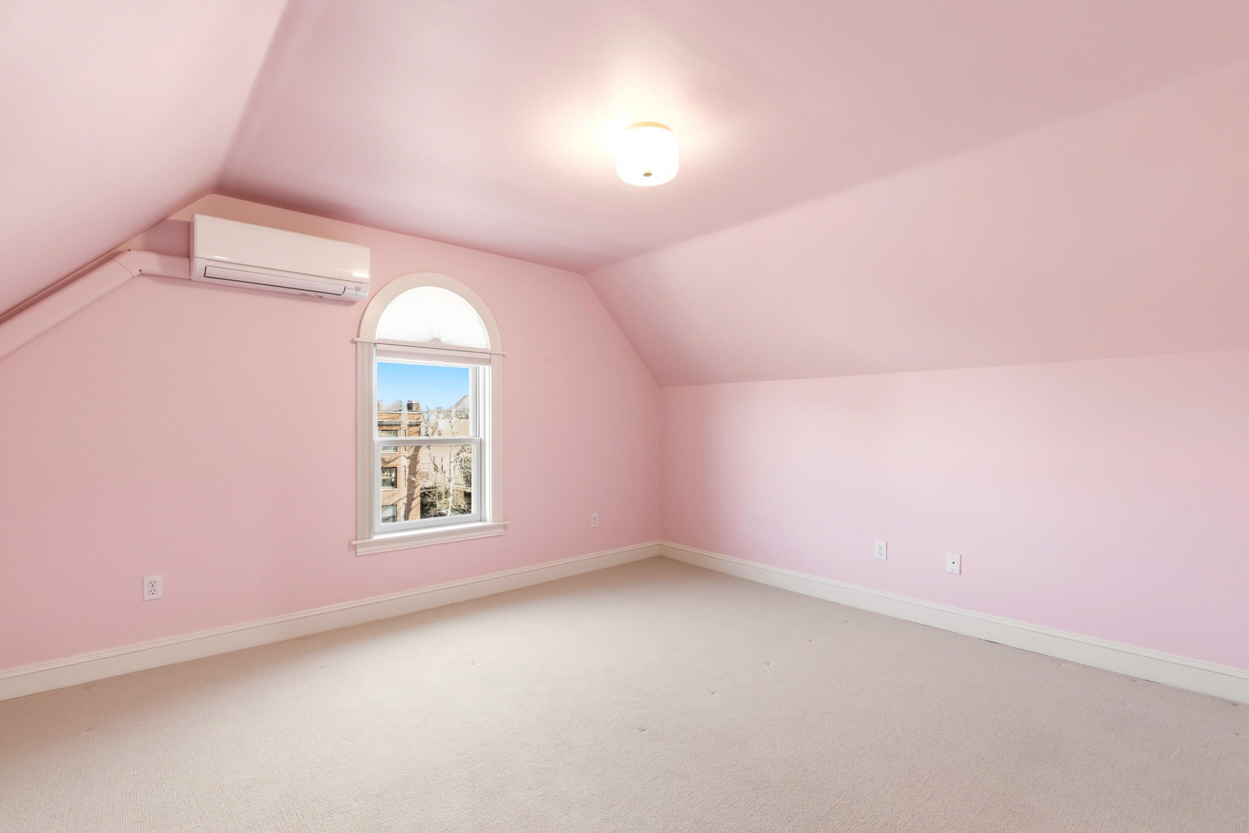 Portland, Maine, 04103, United States, 4 Bedrooms Bedrooms, ,3 BathroomsBathrooms,Residential,Active,2040217