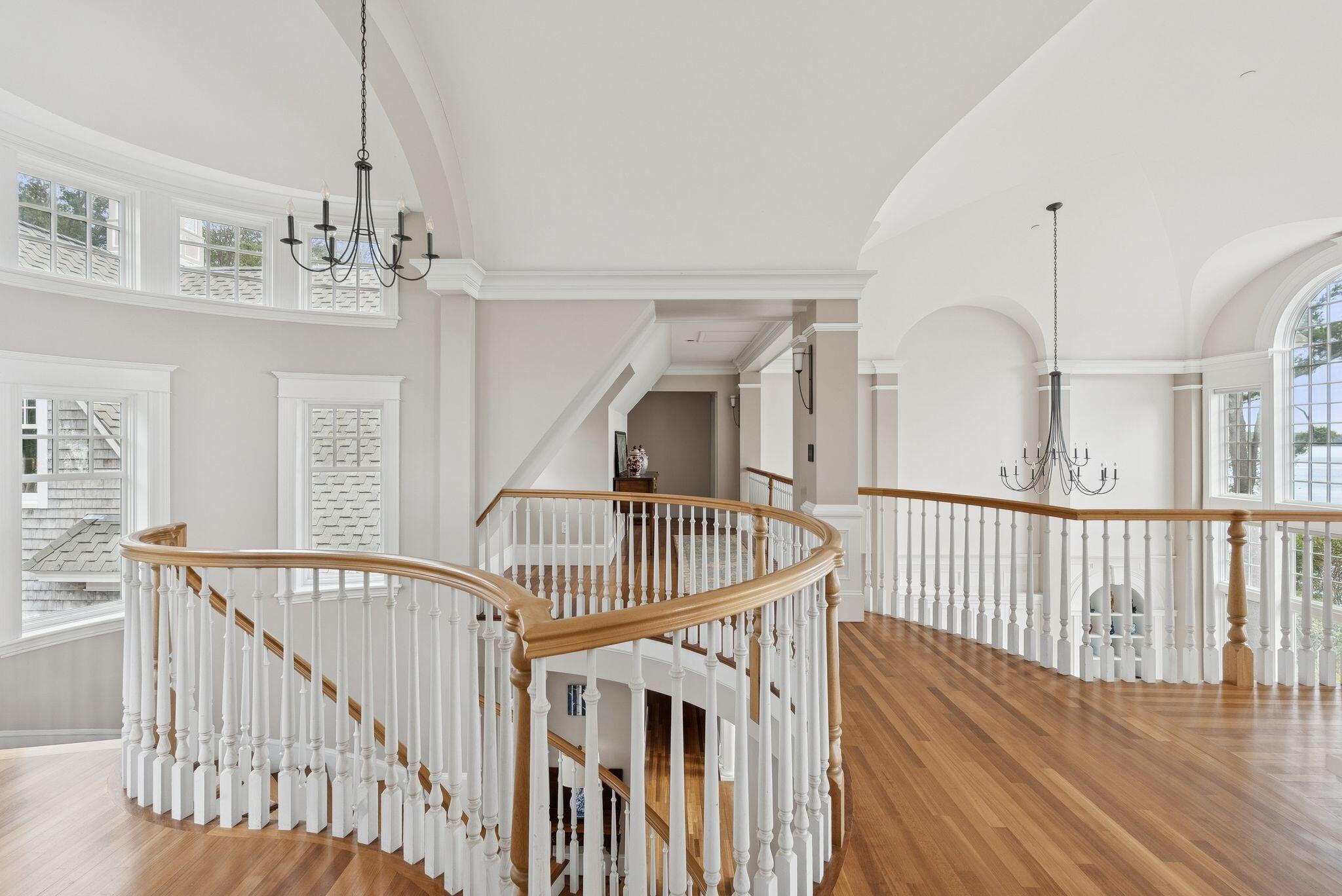 Yarmouth, Maine, 04096, United States, 4 Bedrooms Bedrooms, ,5 BathroomsBathrooms,Residential,Active,1945252