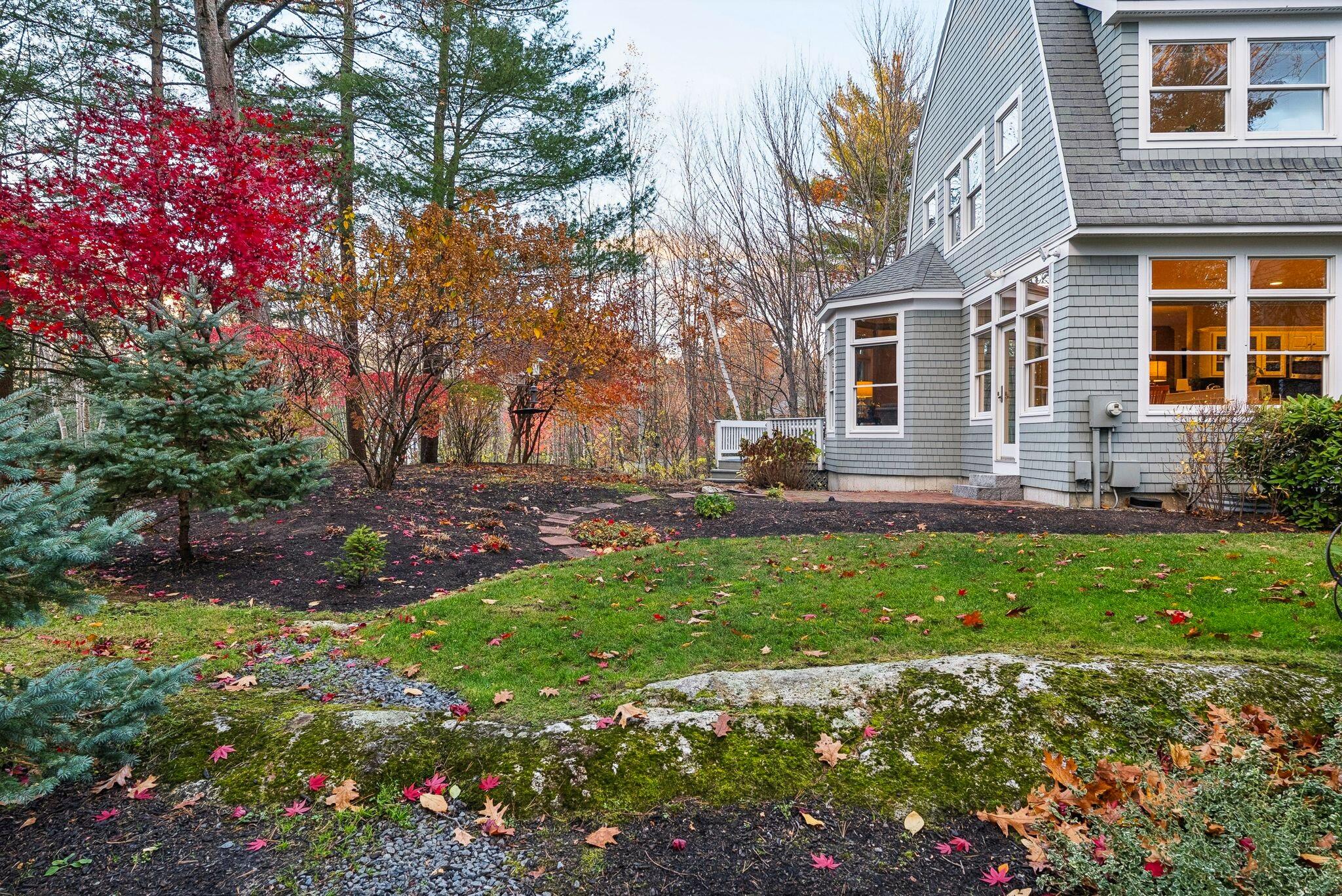 Falmouth, Maine, 04105, United States, 5 Bedrooms Bedrooms, ,4 BathroomsBathrooms,Residential,Active,2002327