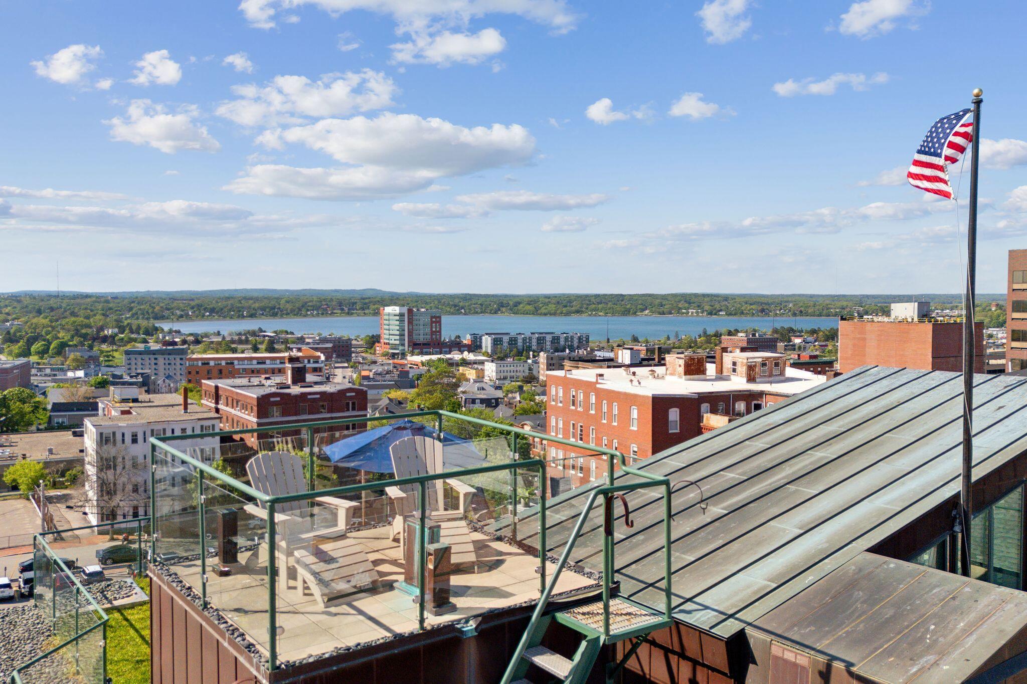 Portland, Maine, 04101, United States, 2 Bedrooms Bedrooms, ,3 BathroomsBathrooms,Residential,Active,1839414