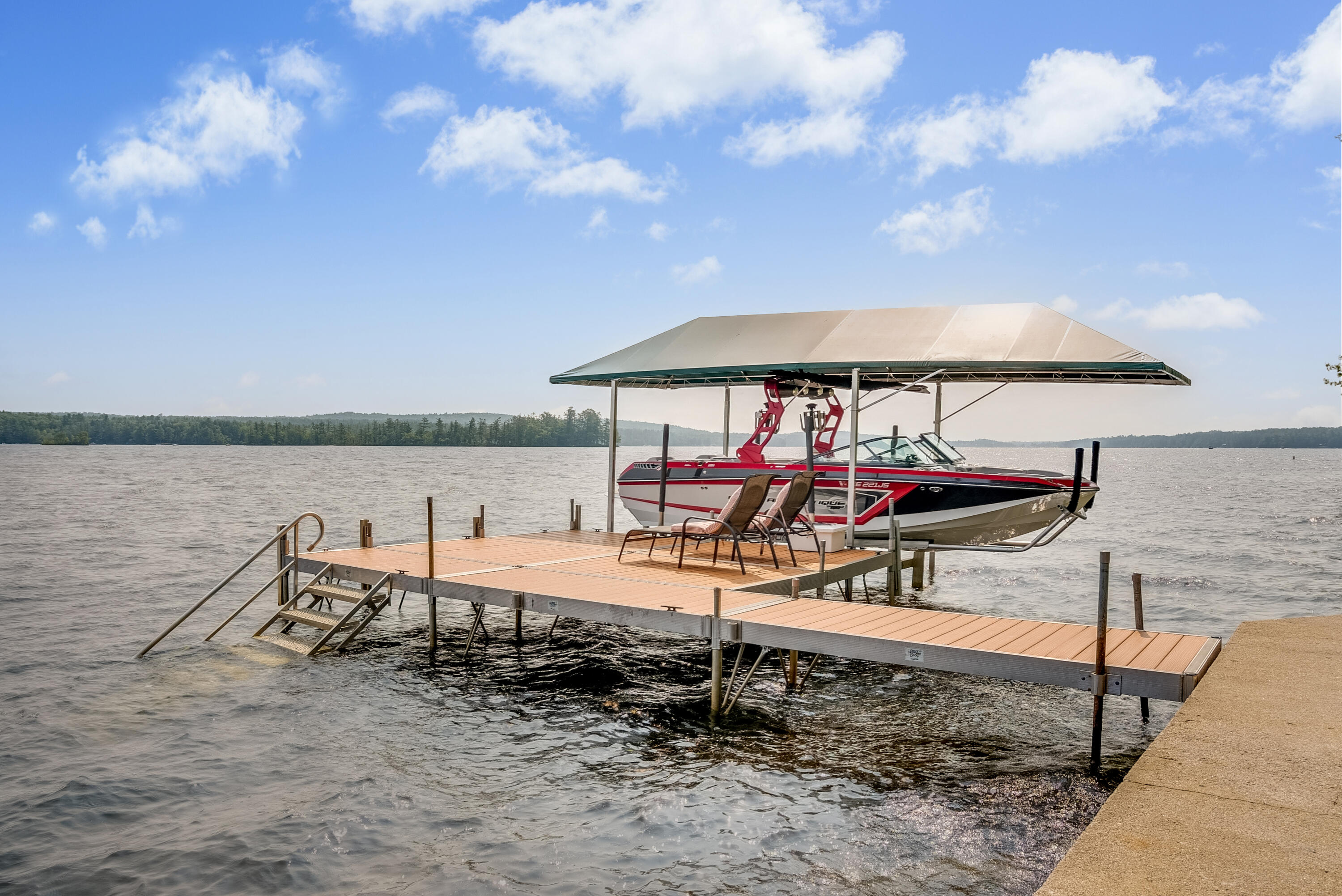 Naples, Maine, 04055, United States, 9 Bedrooms Bedrooms, ,8 BathroomsBathrooms,Residential,Active,1905064