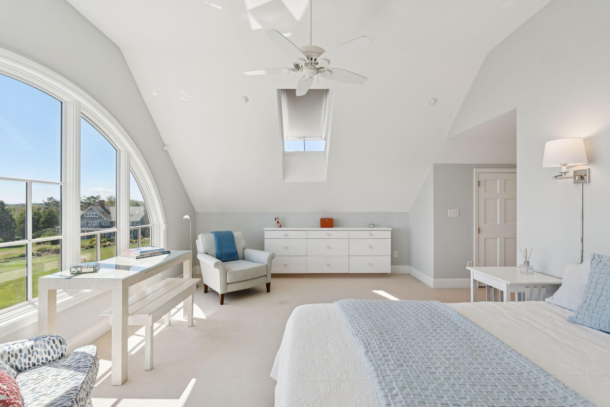 Scarborough, Maine, 04074, United States, 2 Bedrooms Bedrooms, ,3 BathroomsBathrooms,Residential,Active,1922482