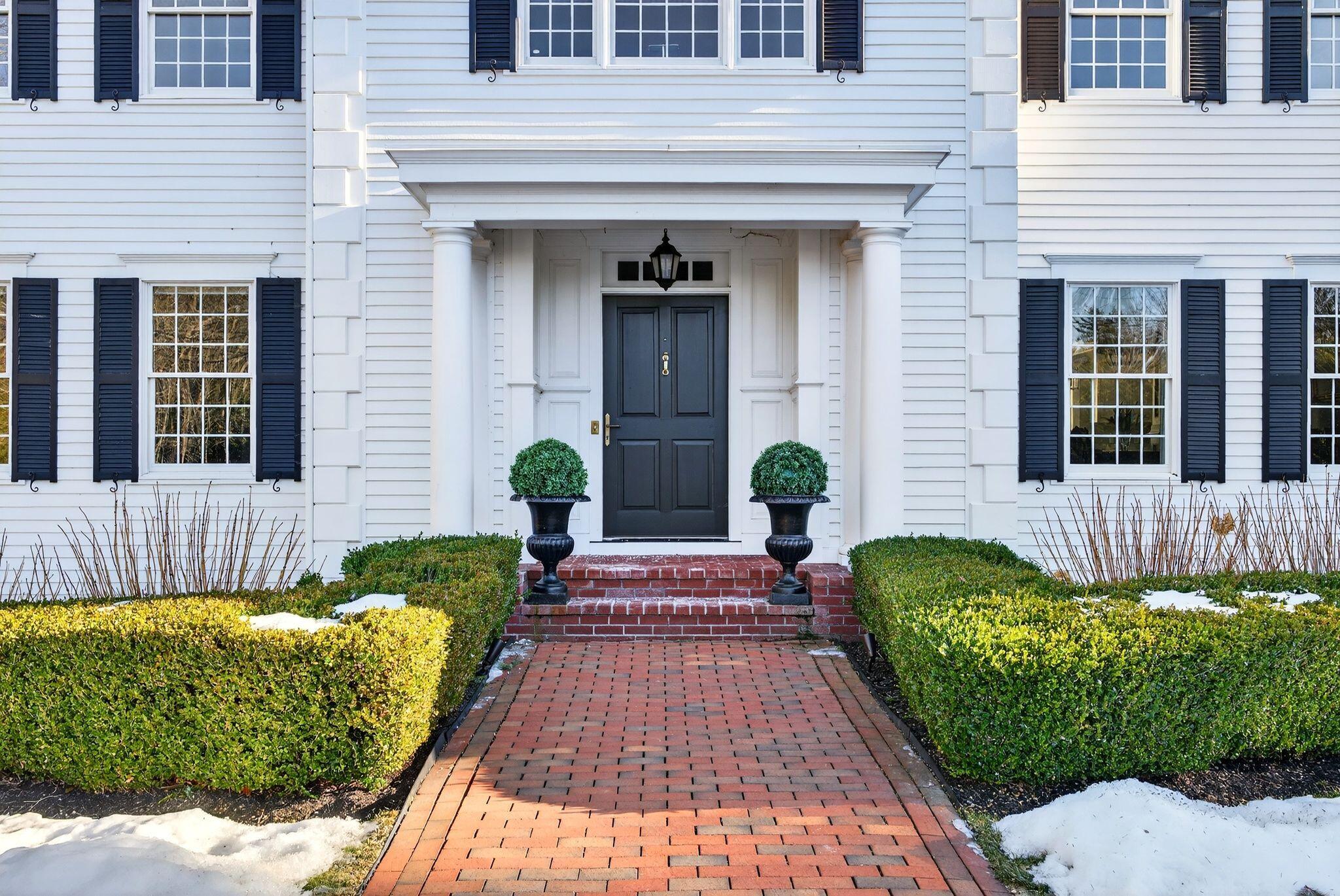 Falmouth, Maine, 04105, United States, 5 Bedrooms Bedrooms, ,7 BathroomsBathrooms,Residential,Active,2013455