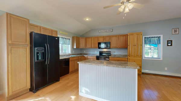 38 BACK ST, MONMOUTH, ME 04265, photo 4 of 59