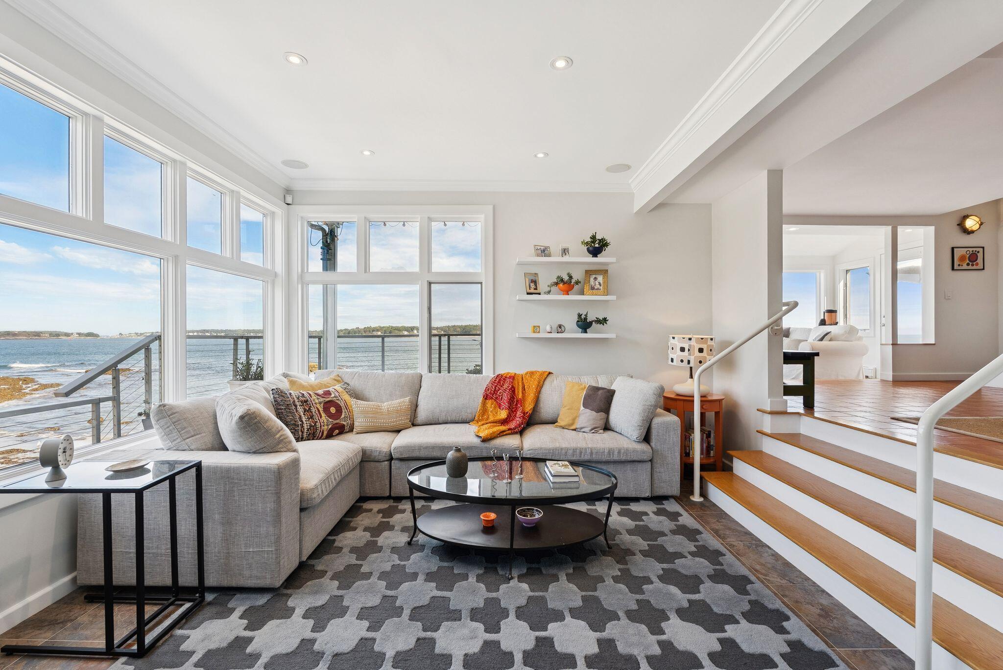 South Portland, Maine, 04106, United States, 3 Bedrooms Bedrooms, ,2 BathroomsBathrooms,Residential,Active,1951791