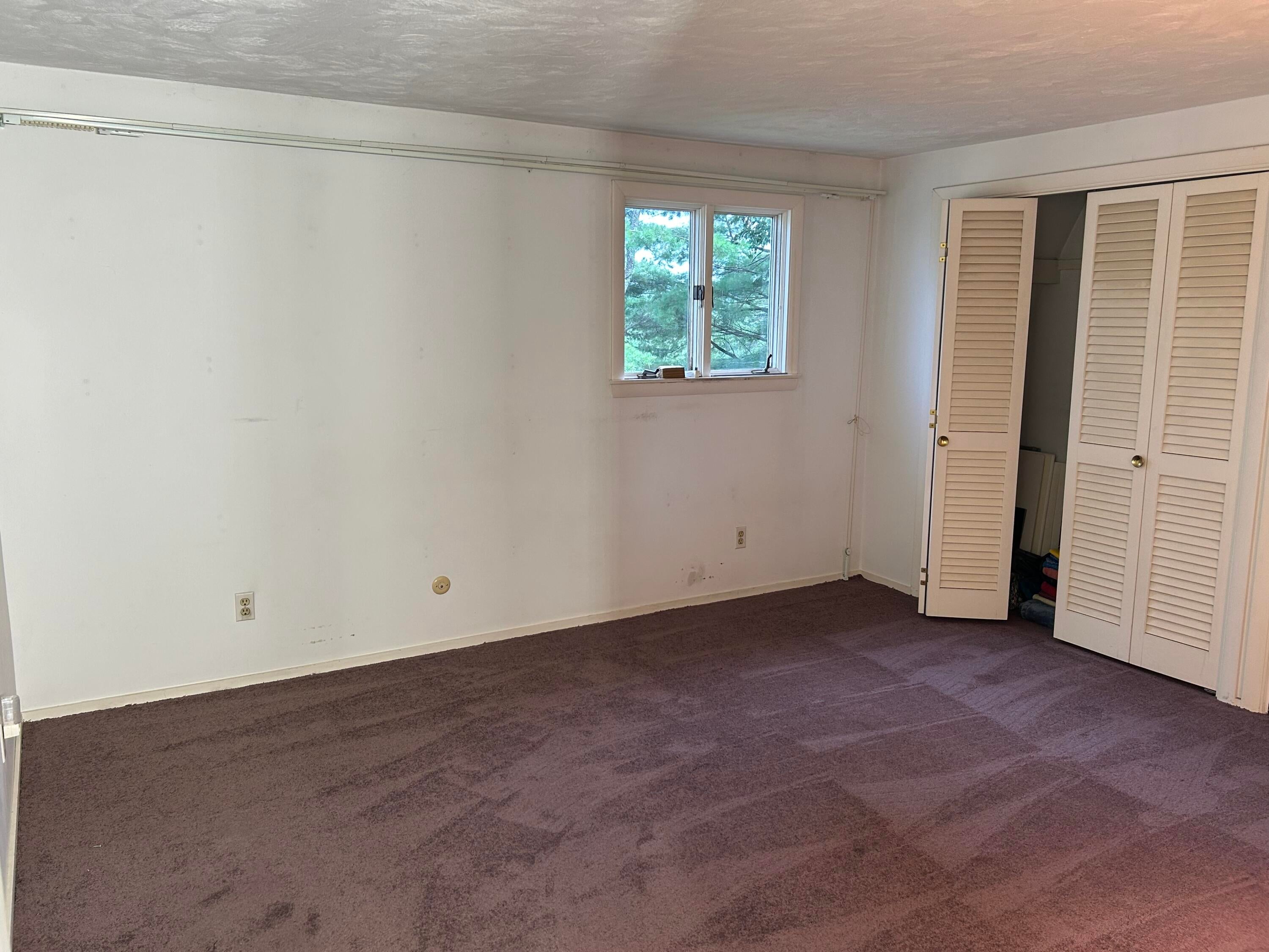 Topsham, Maine, 04086, United States, 3 Bedrooms Bedrooms, ,3 BathroomsBathrooms,Residential,Active,1919408