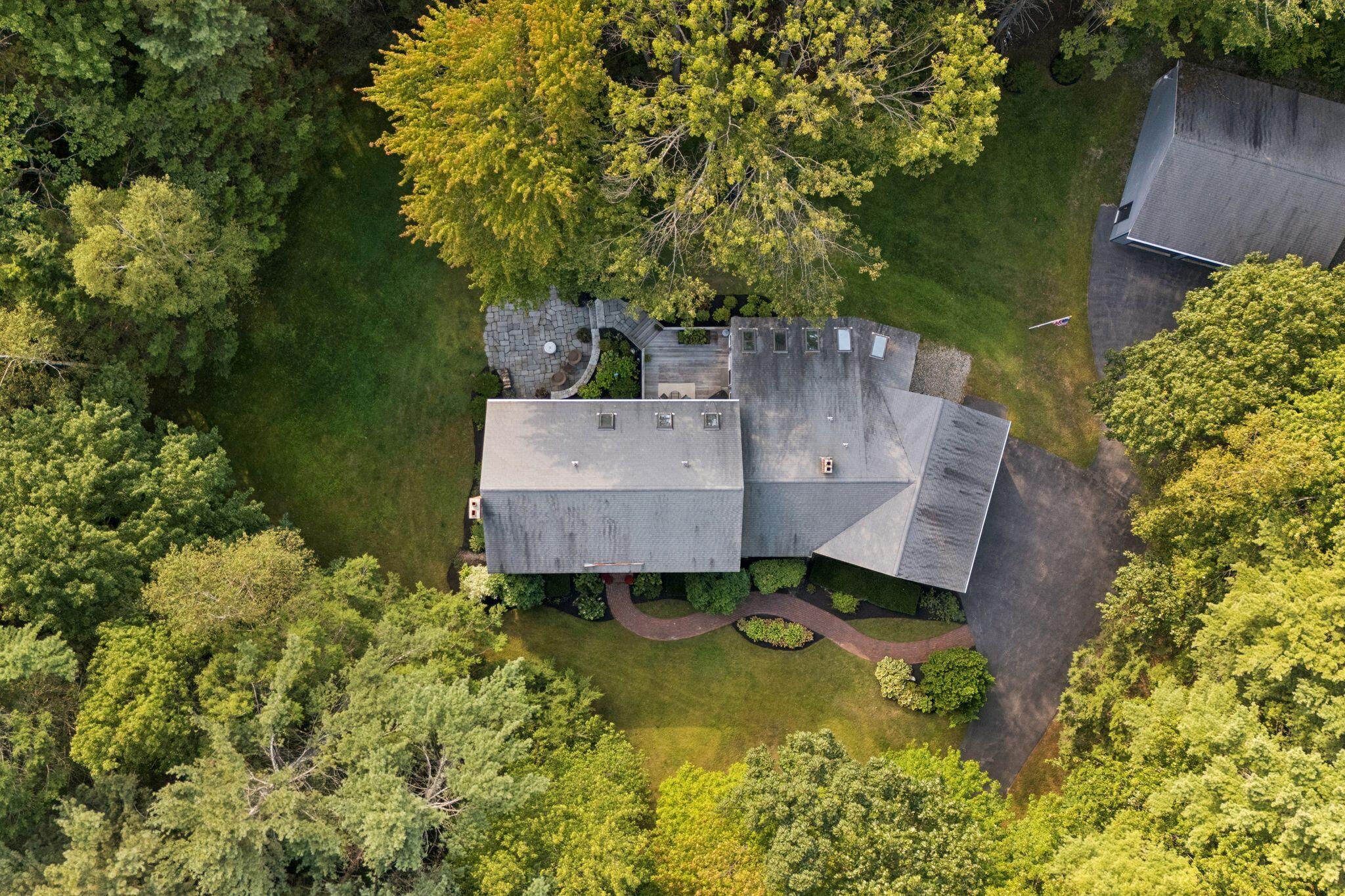Cumberland, Maine, 04110, United States, 4 Bedrooms Bedrooms, ,4 BathroomsBathrooms,Residential,Active,1945069