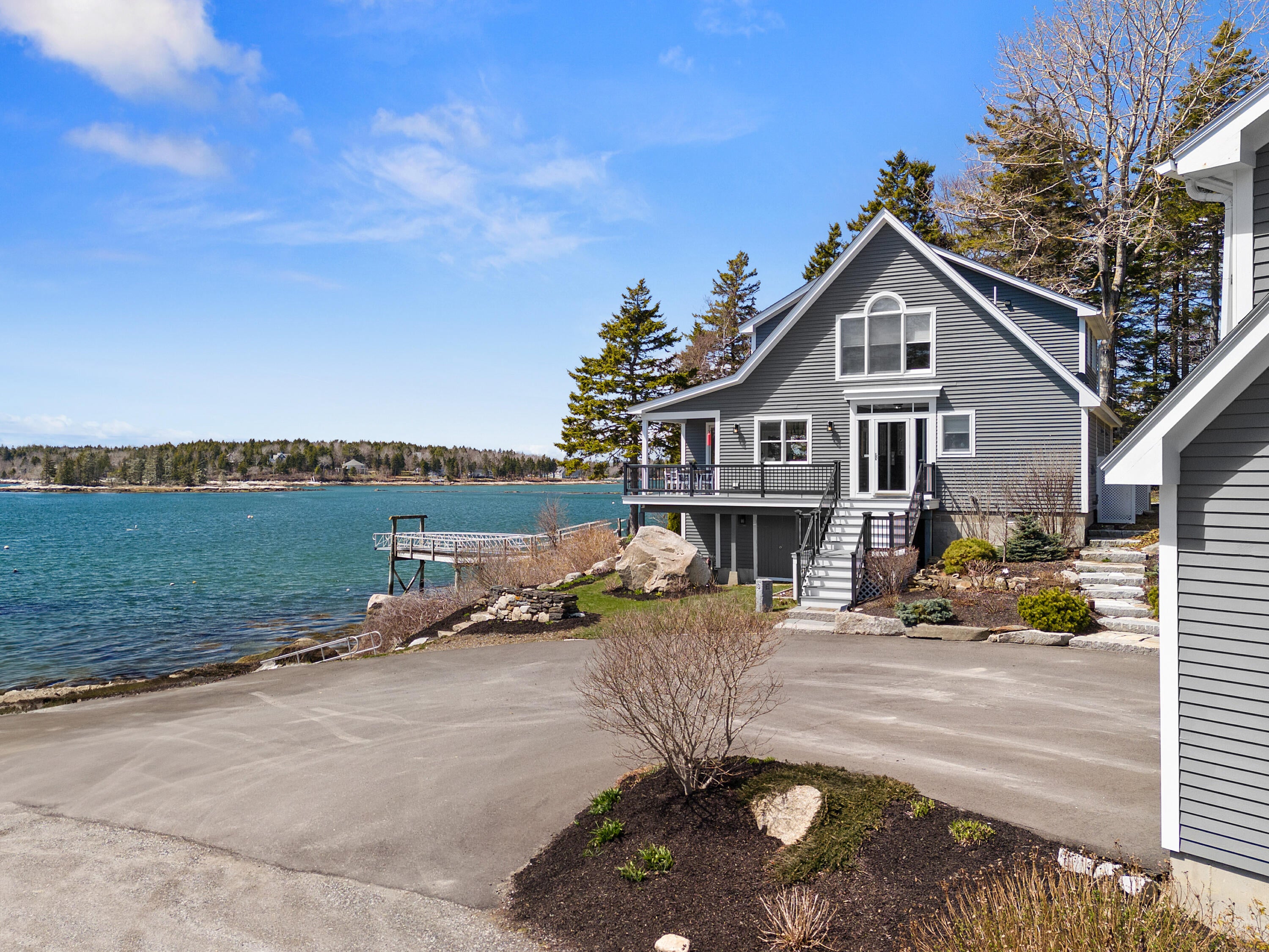 South Thomaston, Maine, 04858, United States, 3 Bedrooms Bedrooms, ,4 BathroomsBathrooms,Residential,Active,1954367