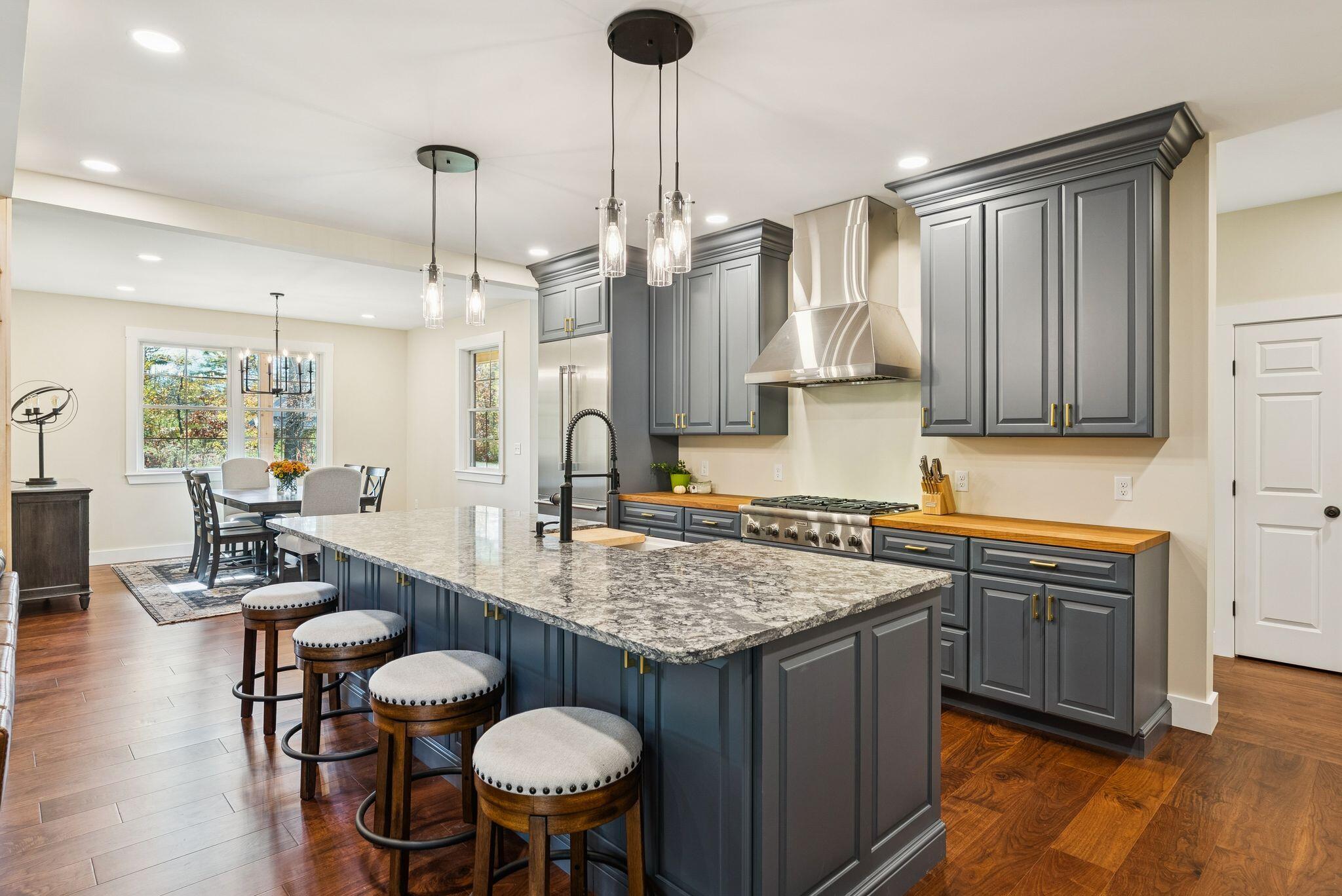 Casco, Maine, 04015, United States, 4 Bedrooms Bedrooms, ,5 BathroomsBathrooms,Residential,Active,1968106